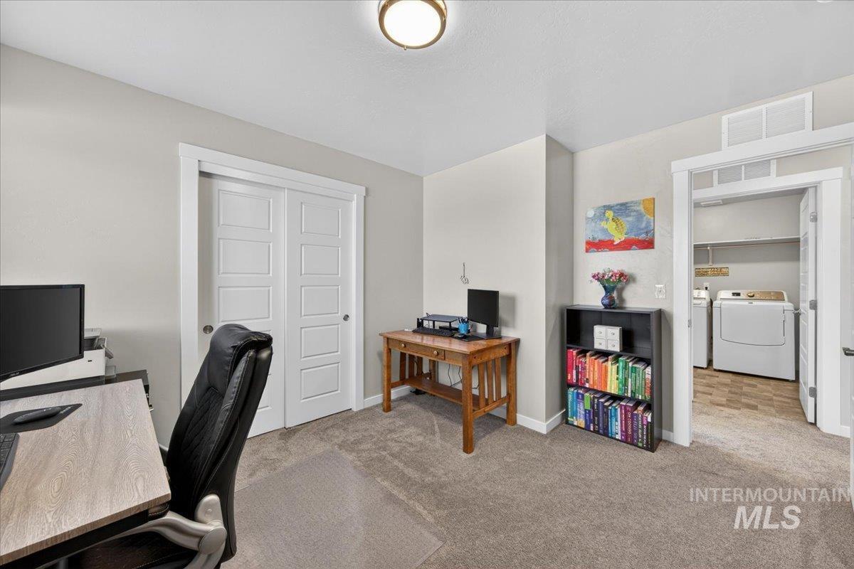 property viewer photo 38