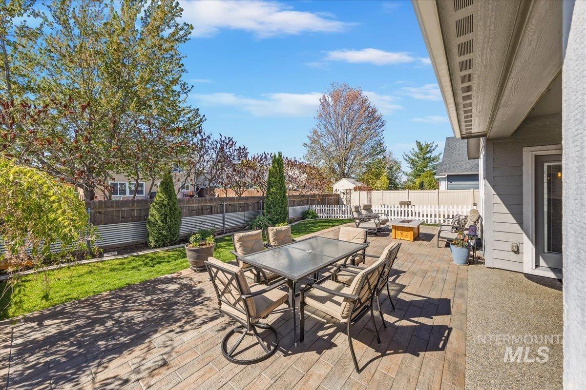 property viewer photo 45