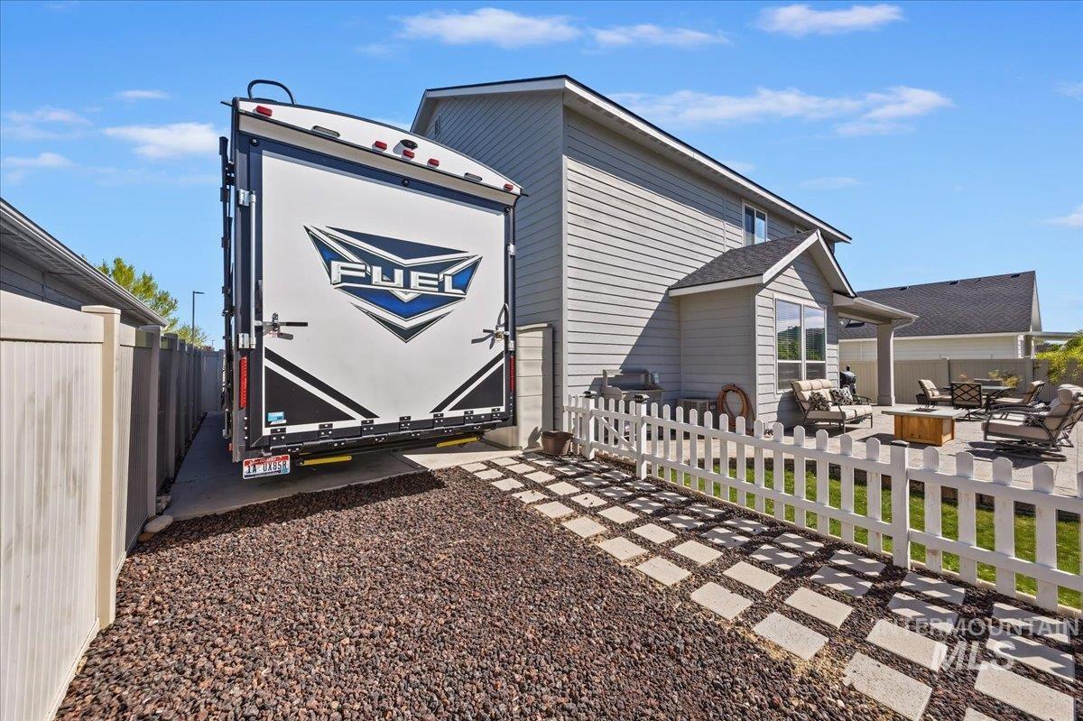 property viewer photo 47