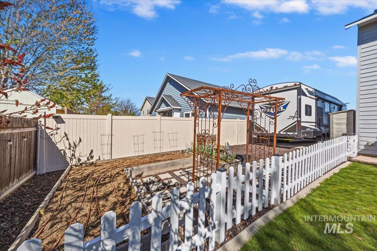 property viewer photo 48