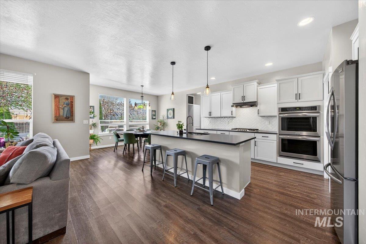 property viewer photo 8