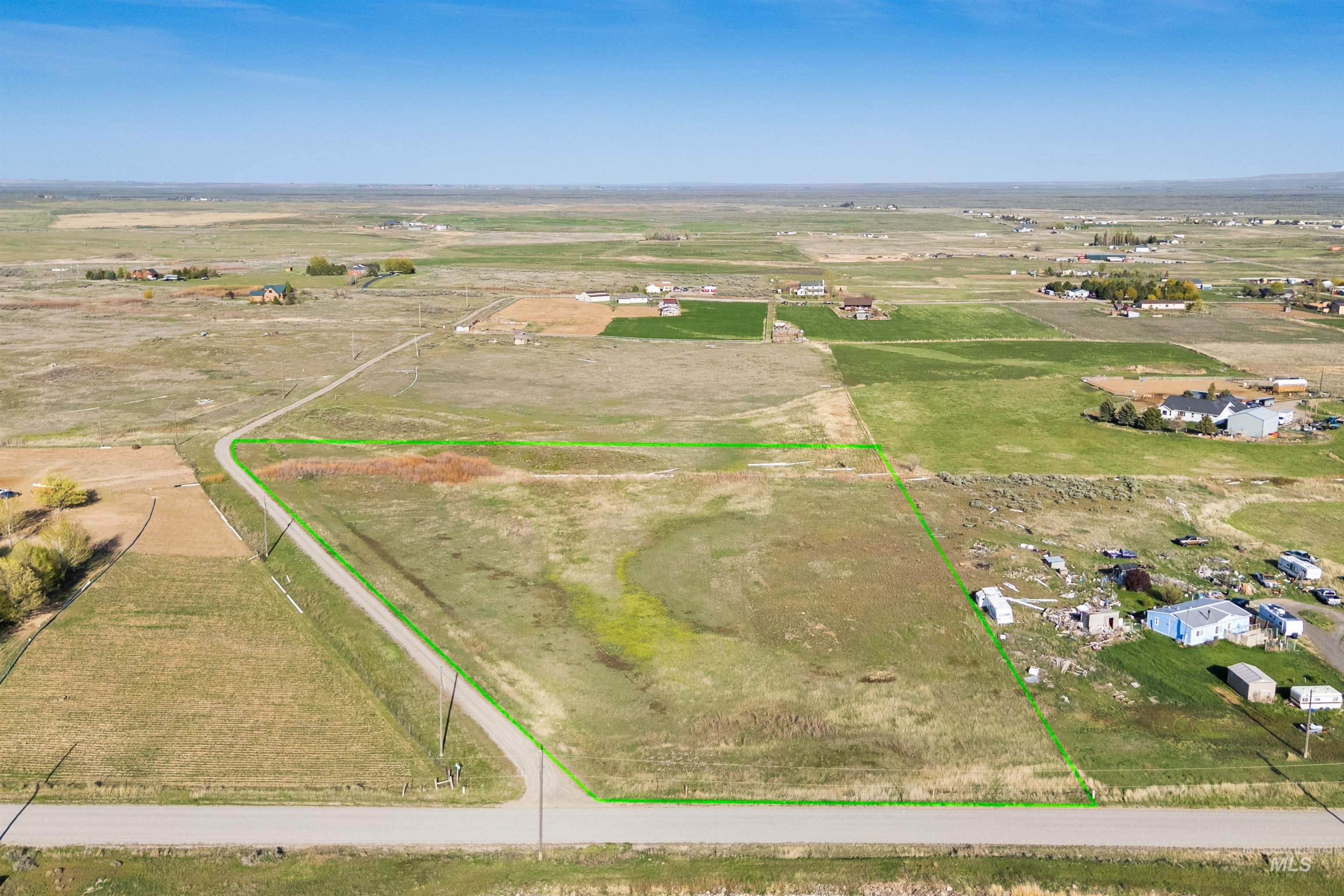 main property photo 4