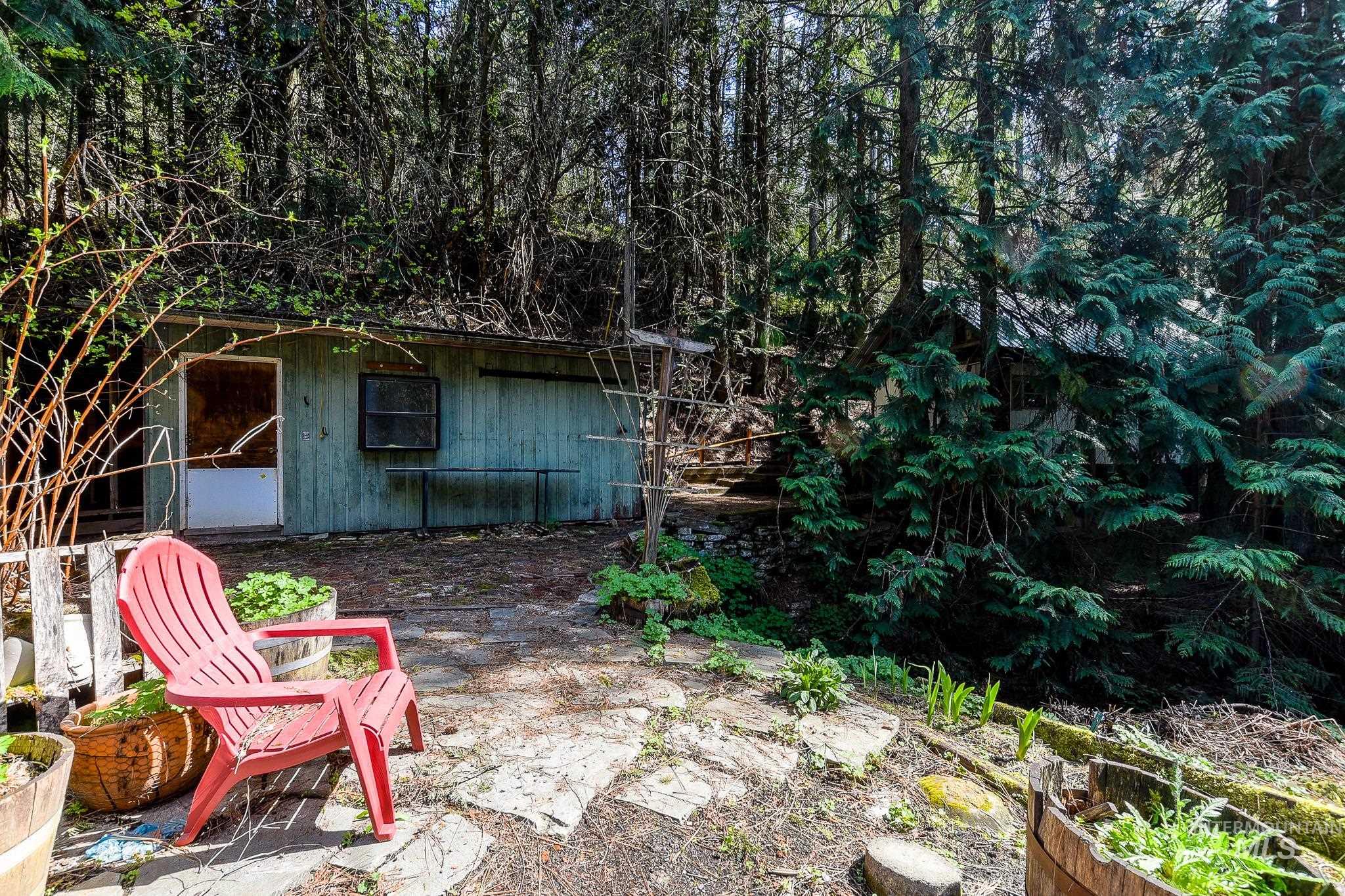 main property photo 39