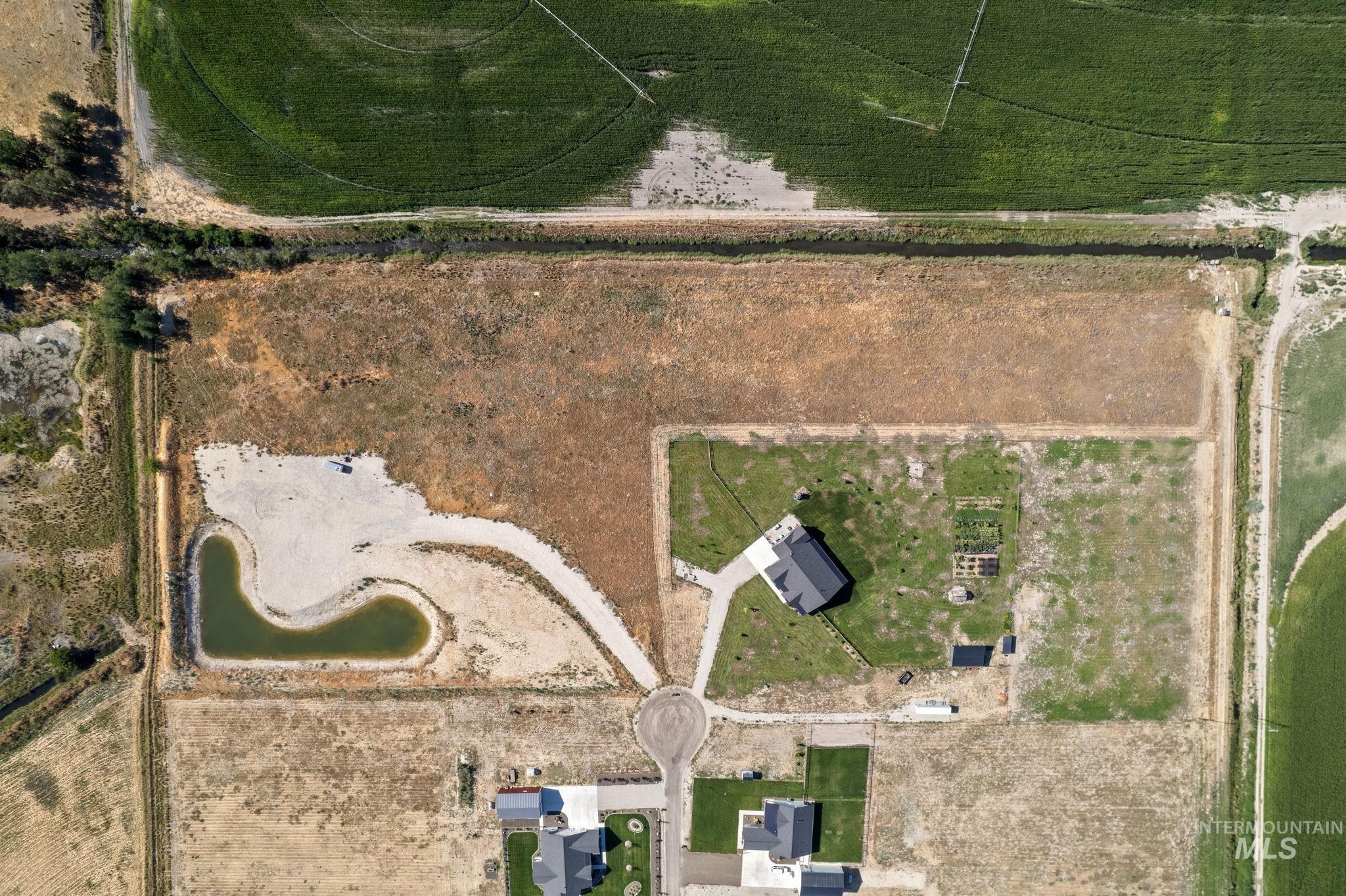 main property photo 20