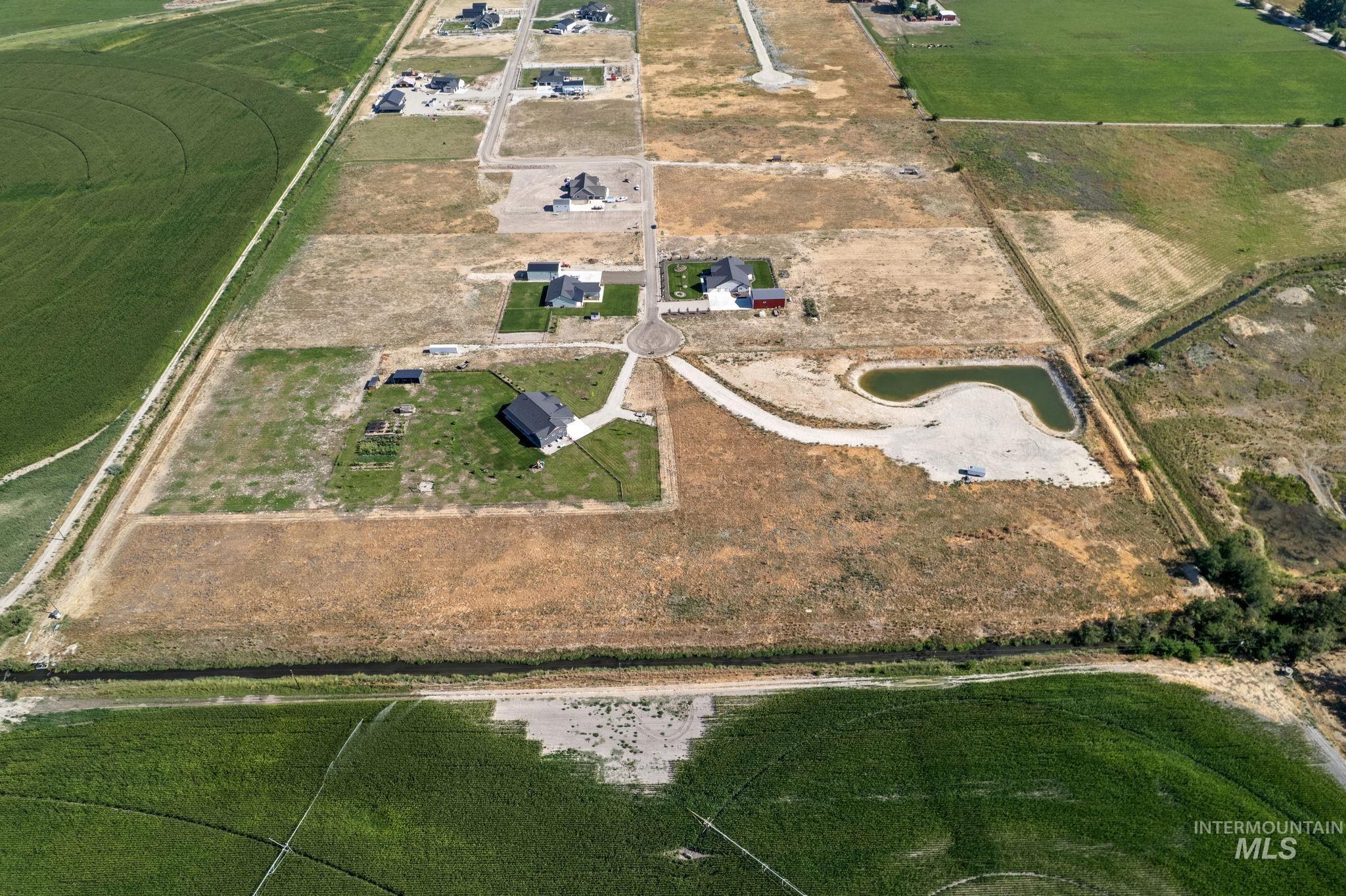 main property photo 22