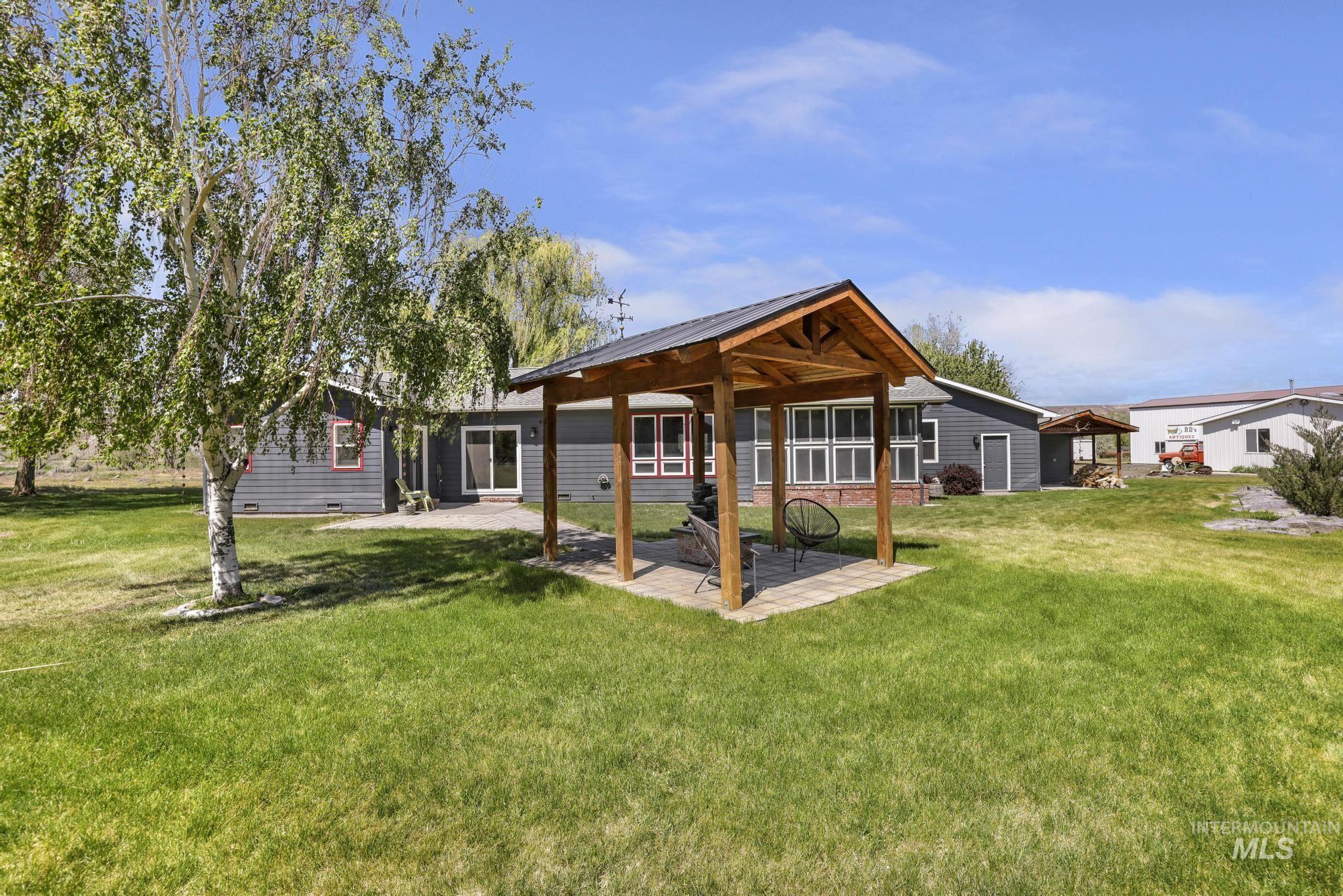 main property photo 39