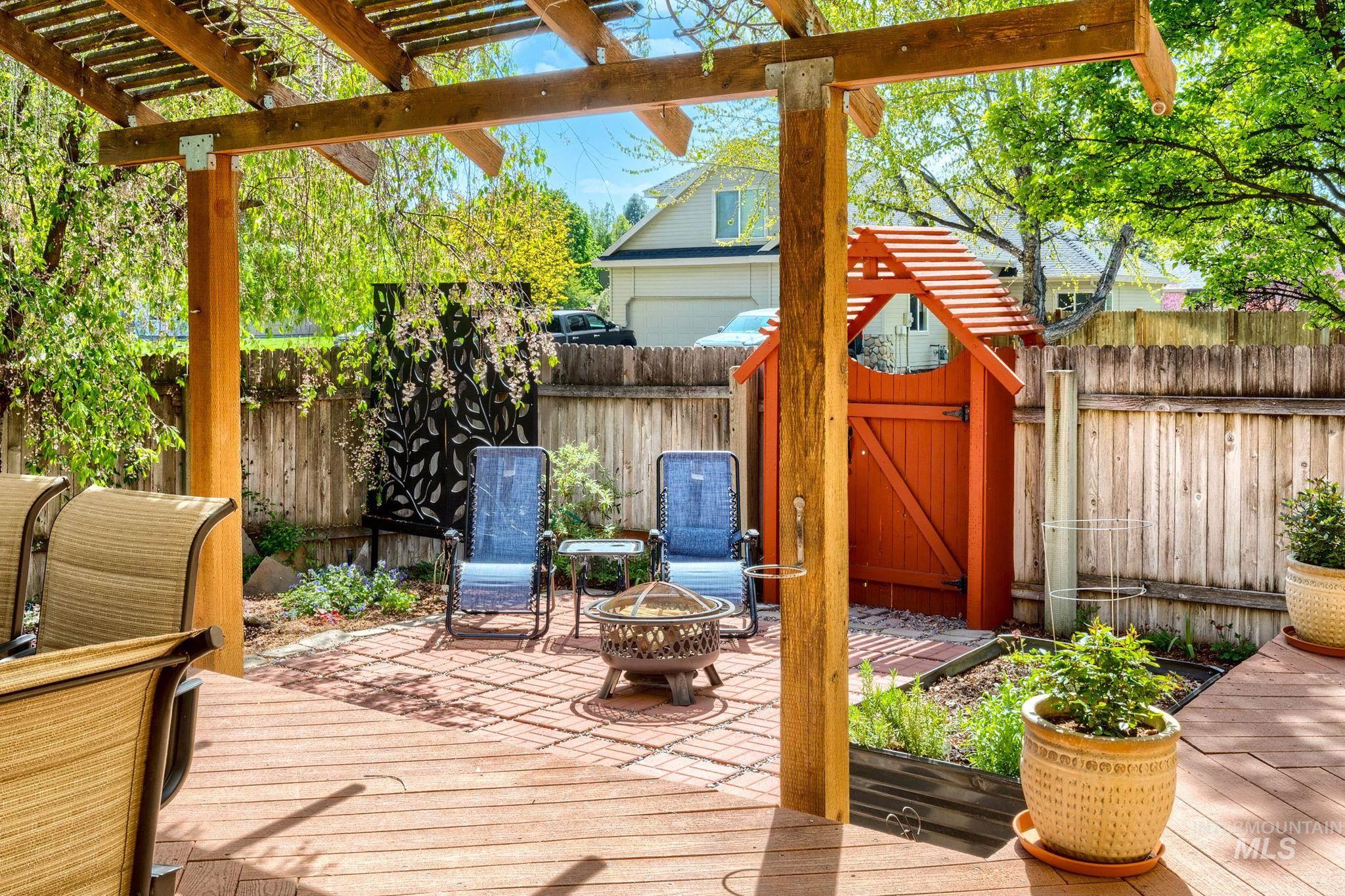 main property photo 44