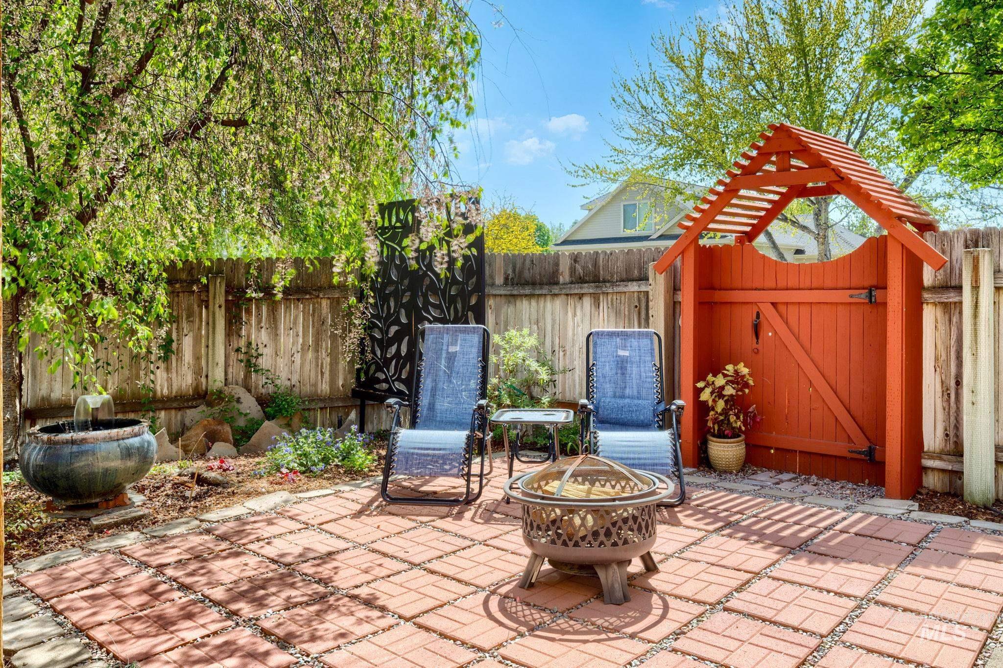 main property photo 45