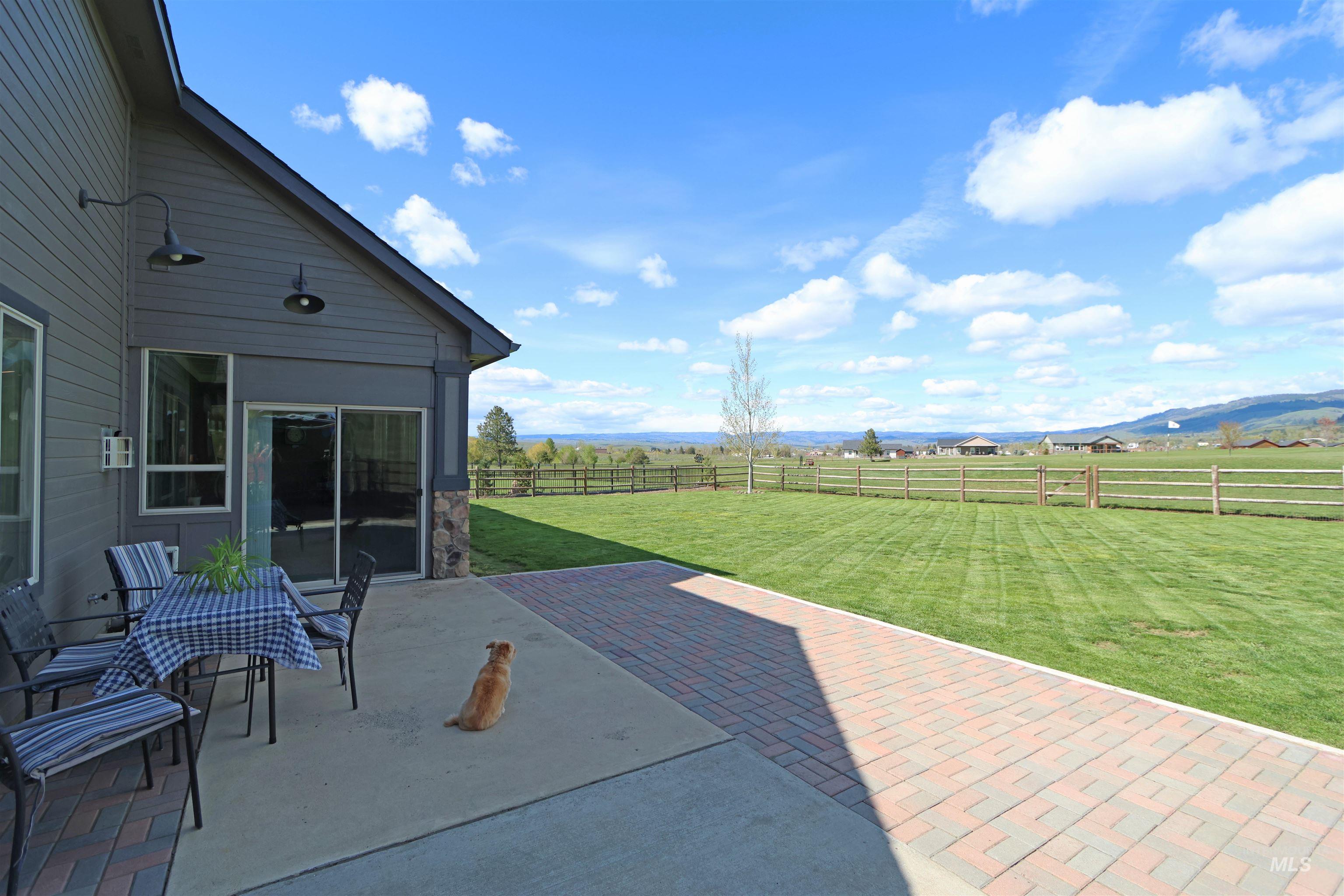 main property photo 22