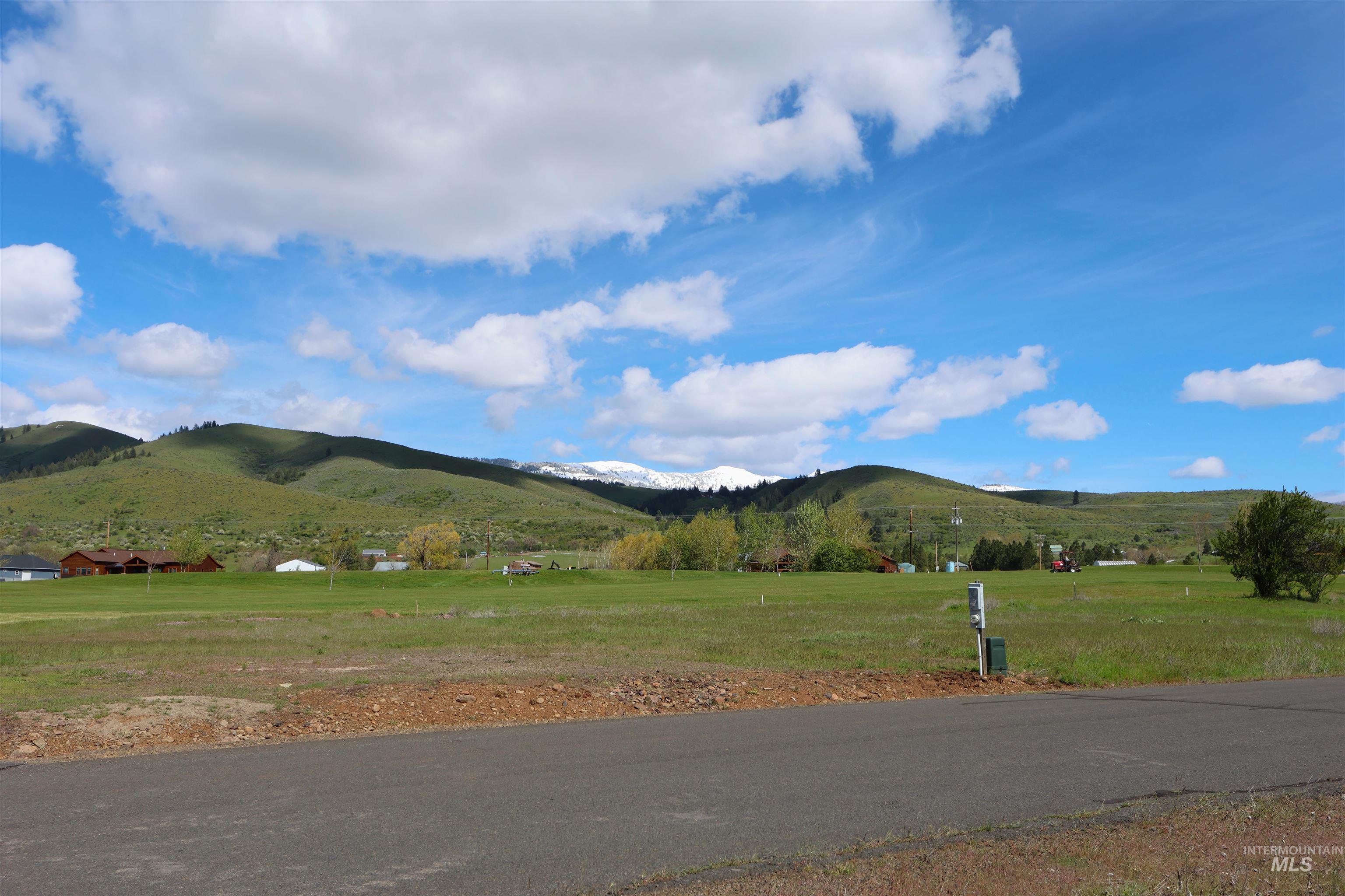 main property photo 27