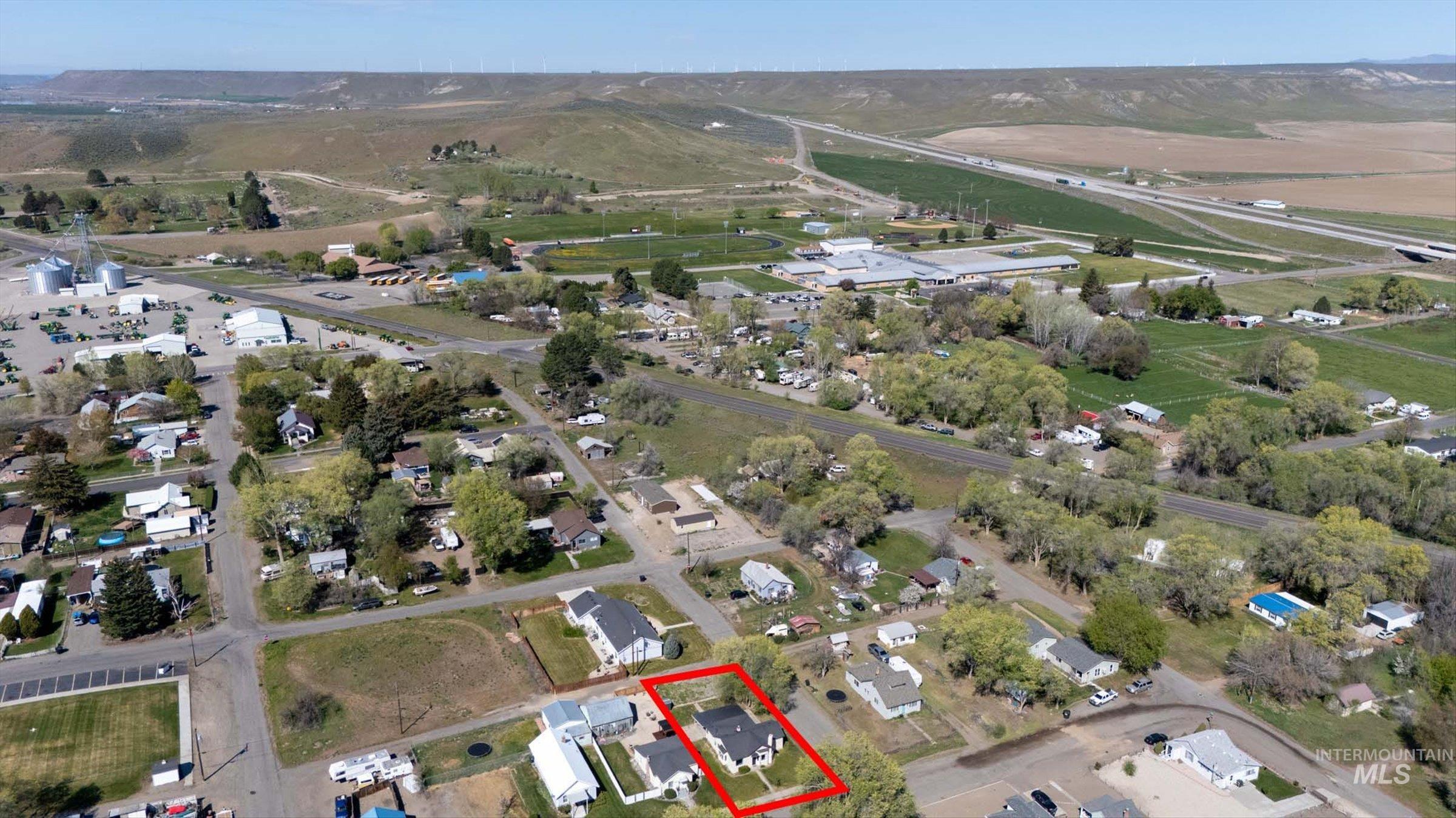 main property photo 21