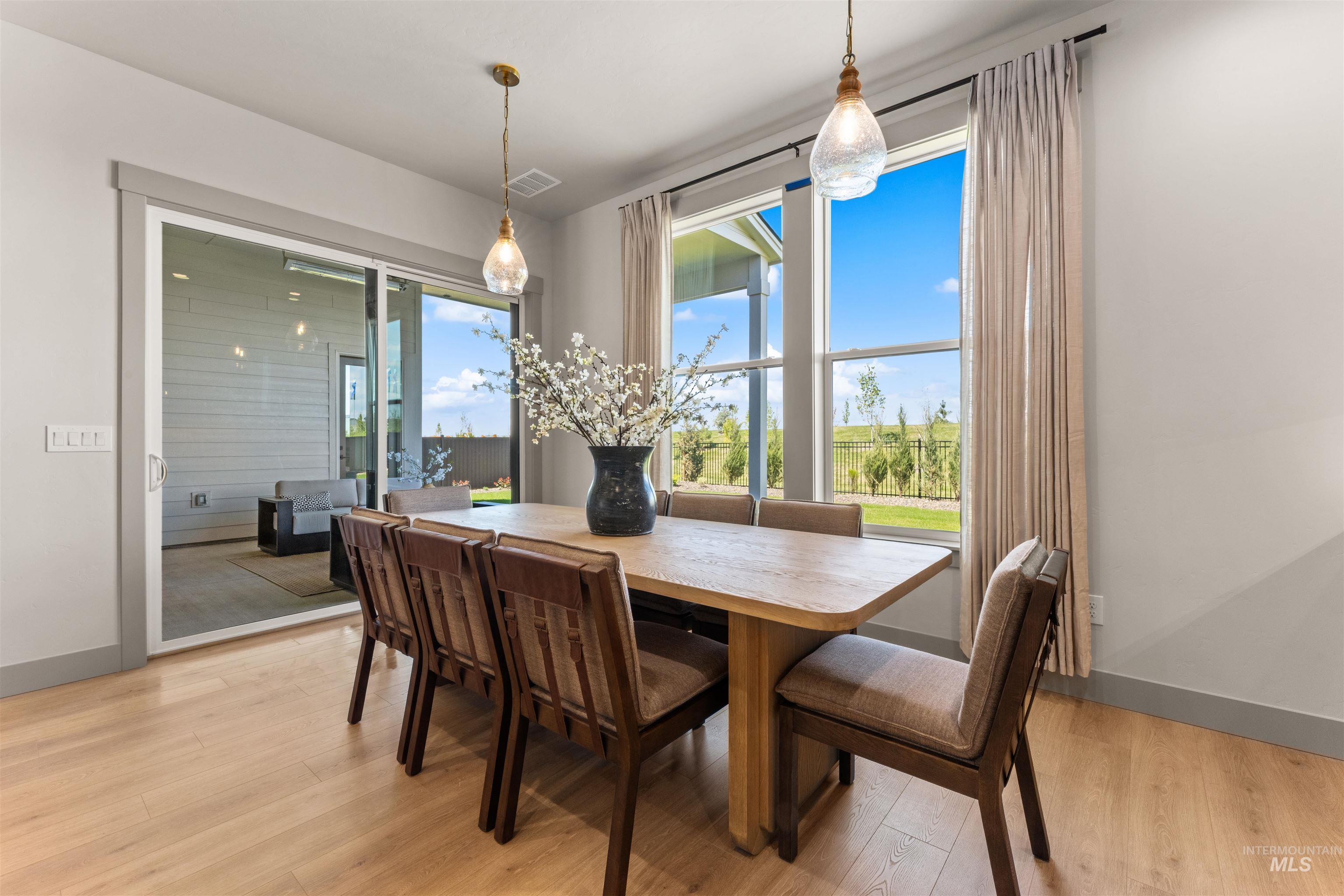 property viewer photo 22