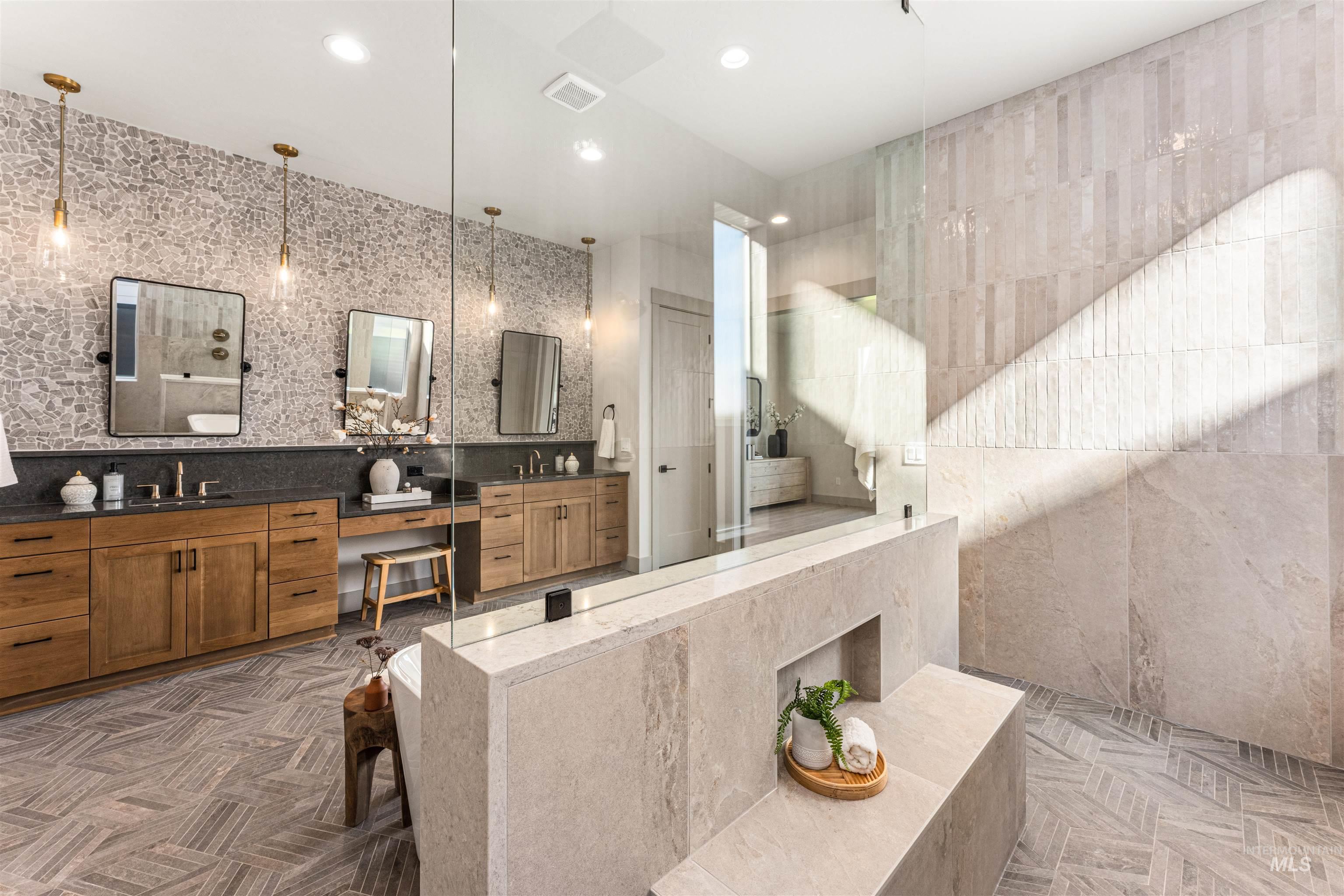 property viewer photo 28