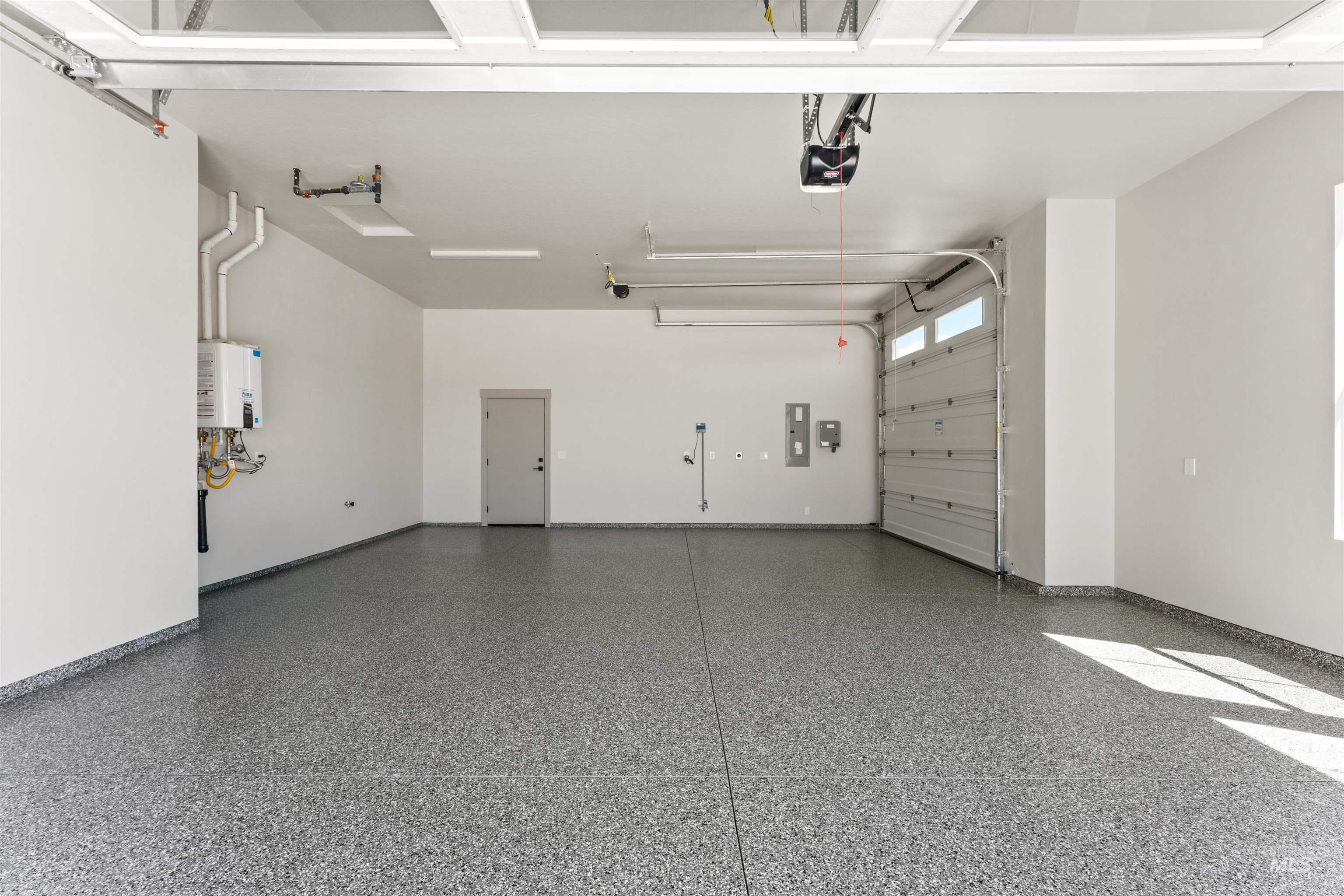 property viewer photo 42