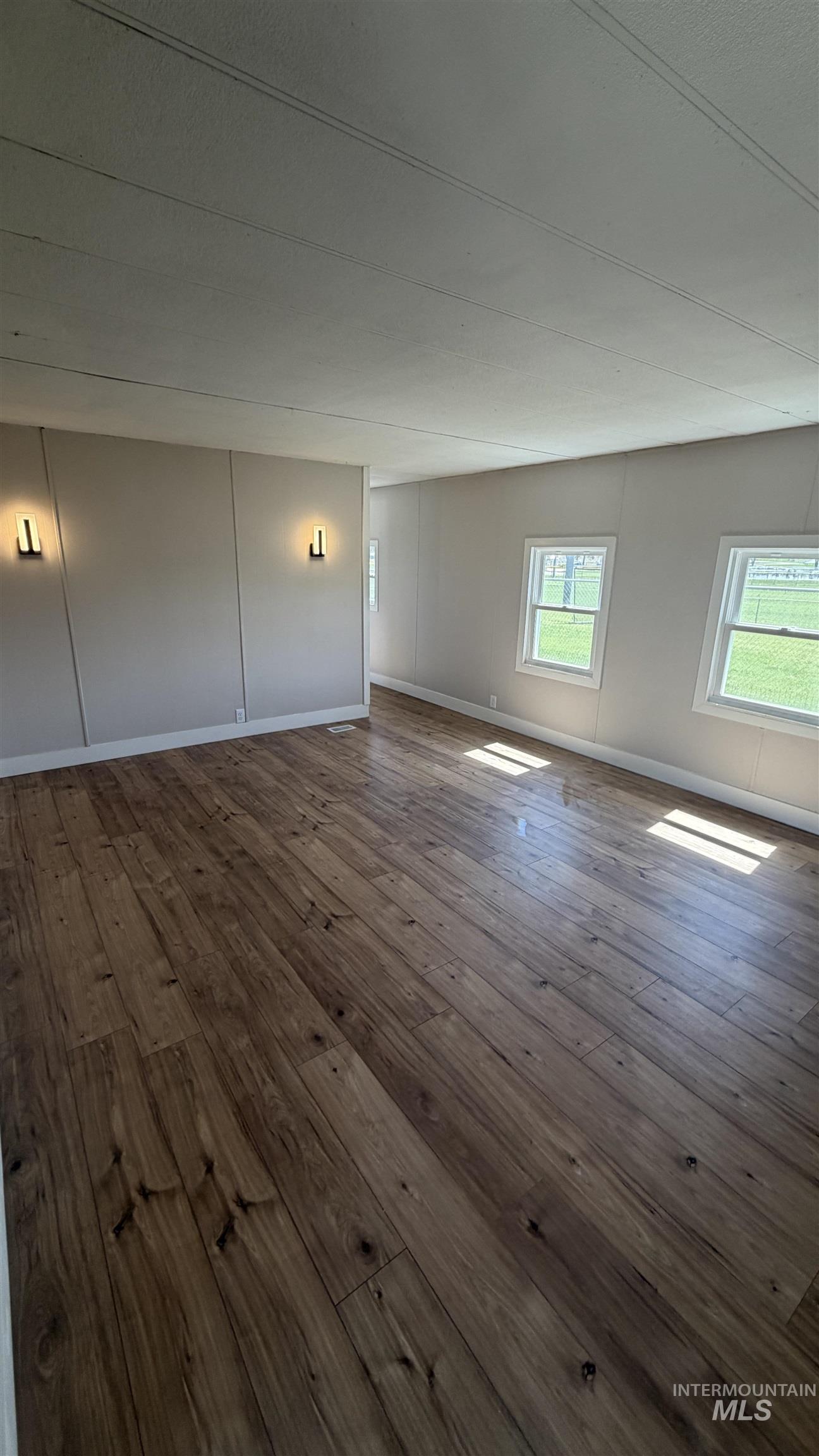 property viewer photo 10