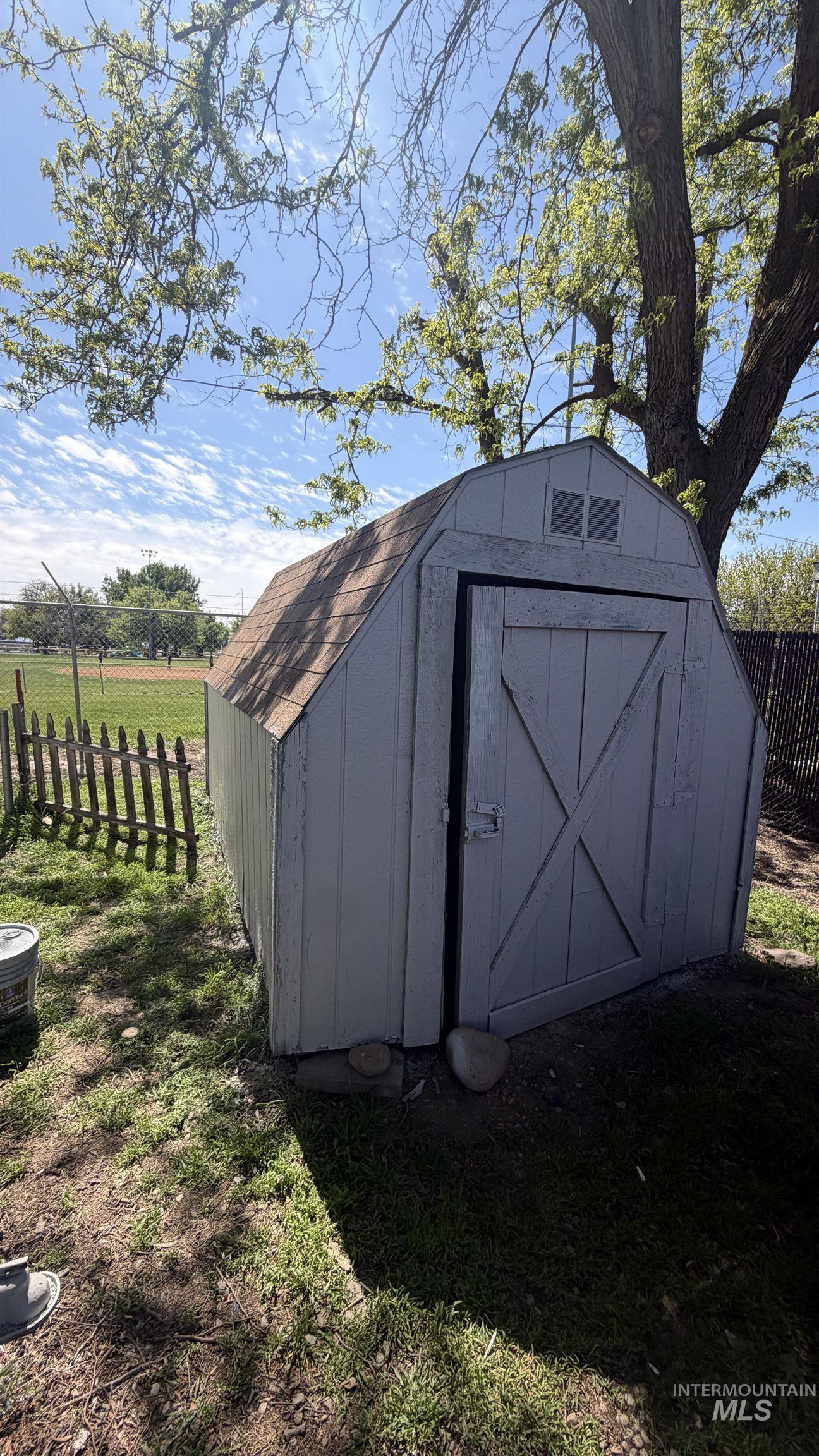 property viewer photo 21