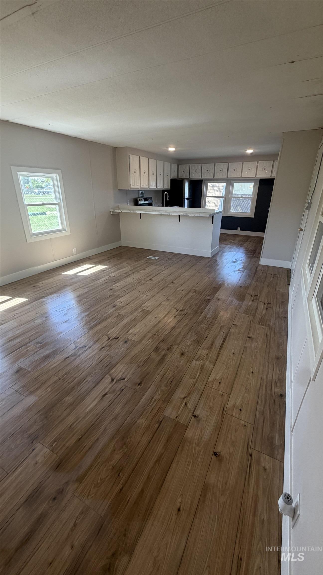property viewer photo 8