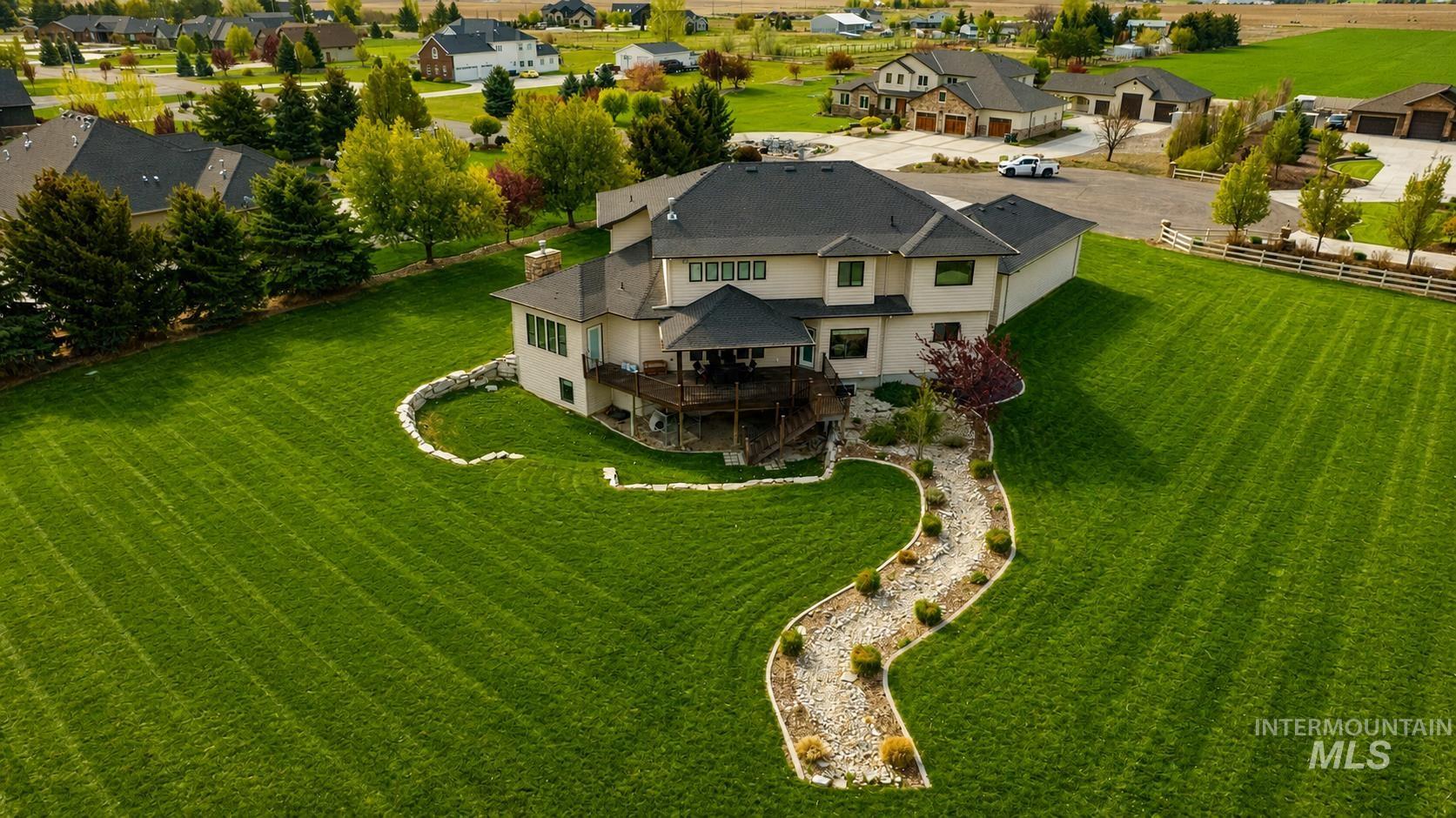 main property photo 46