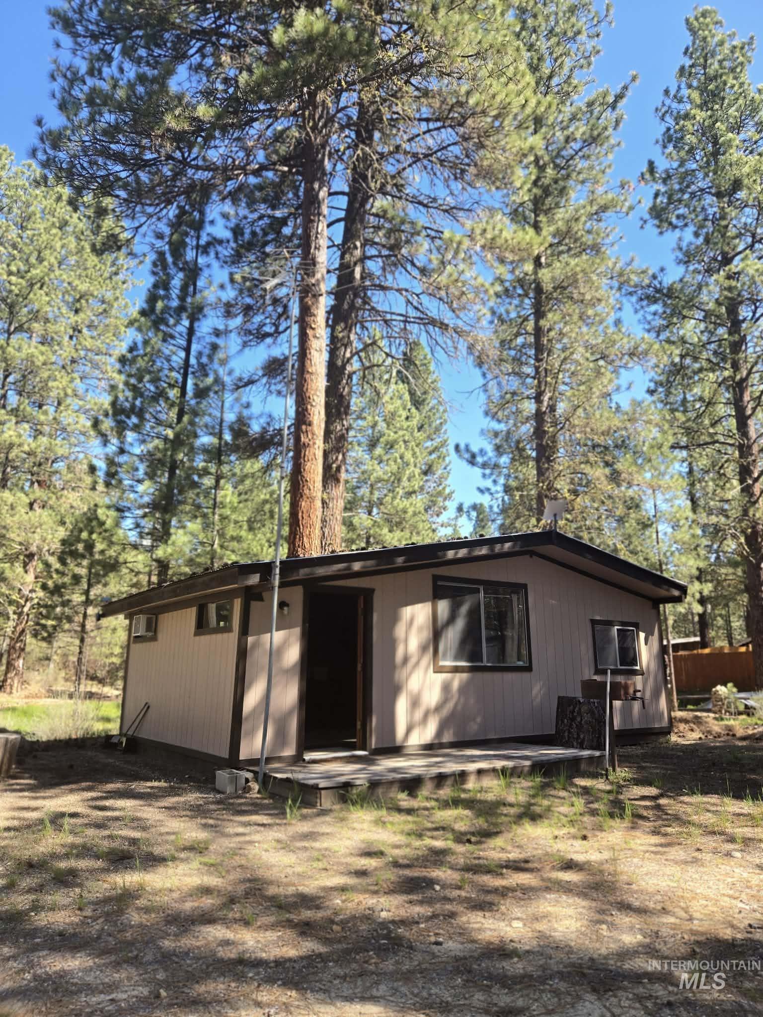 main property photo 26