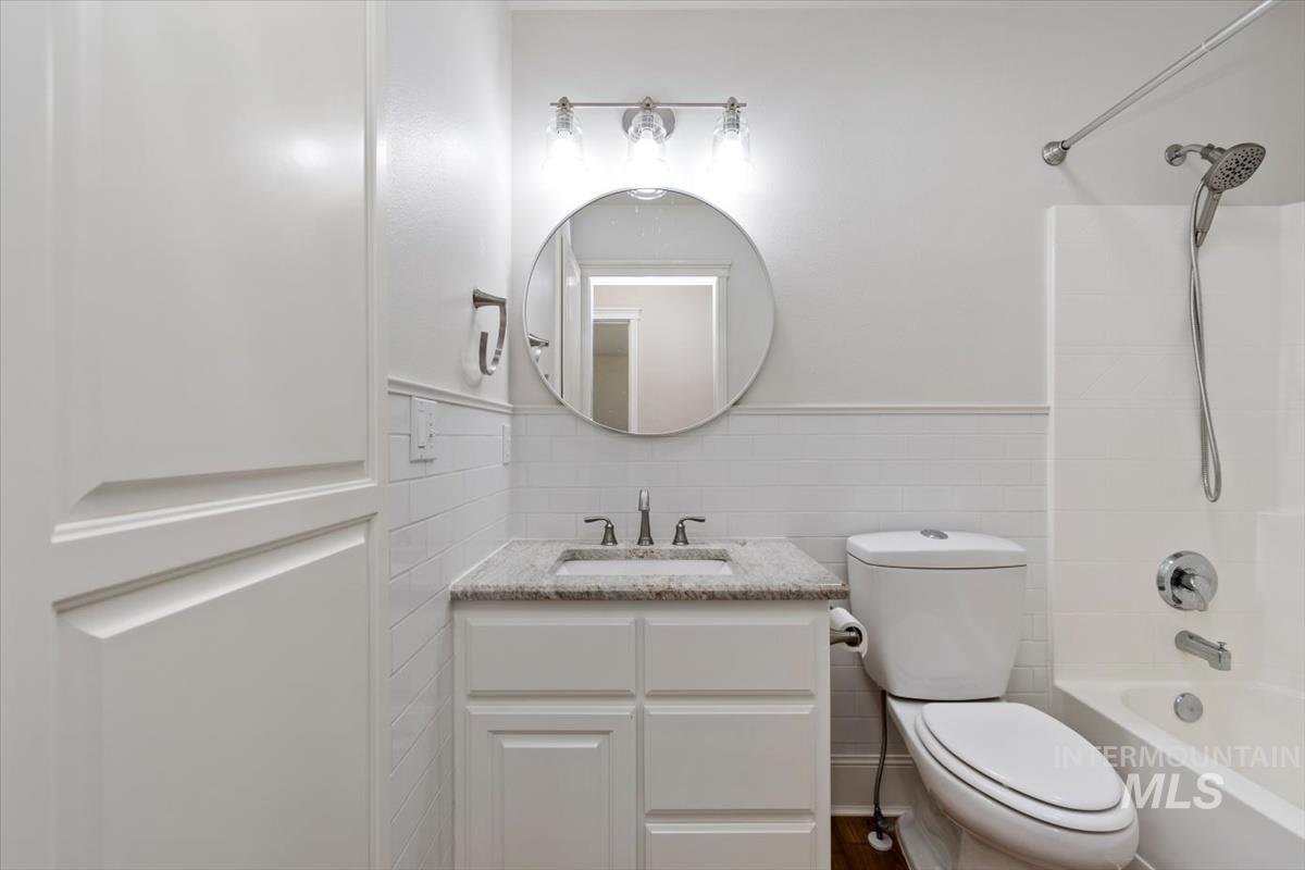 property viewer photo 16