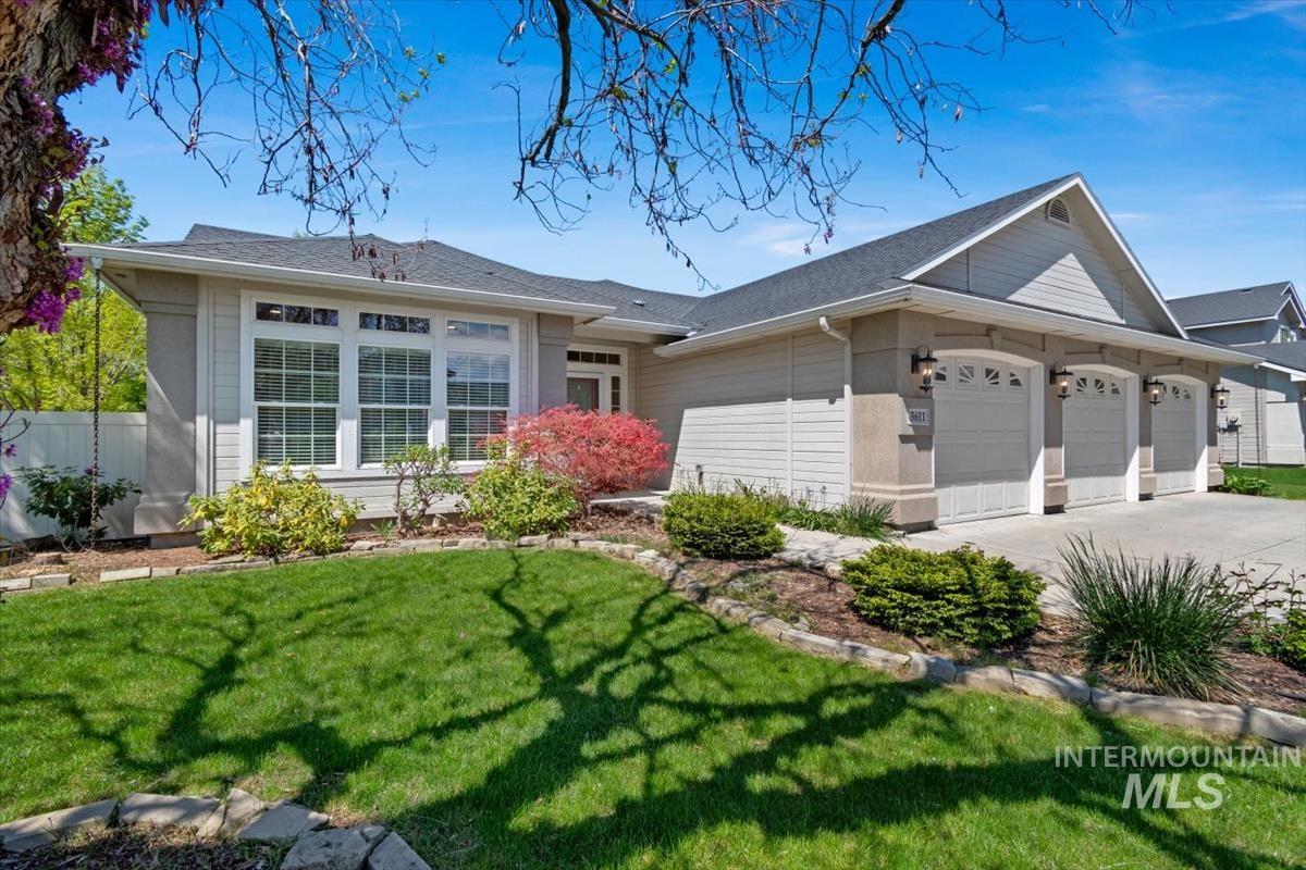 property viewer photo 2