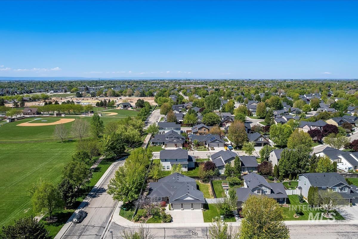 property viewer photo 24