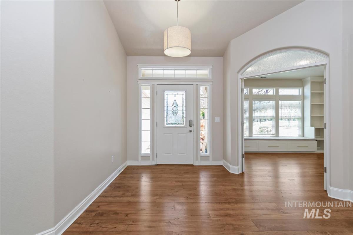 property viewer photo 4