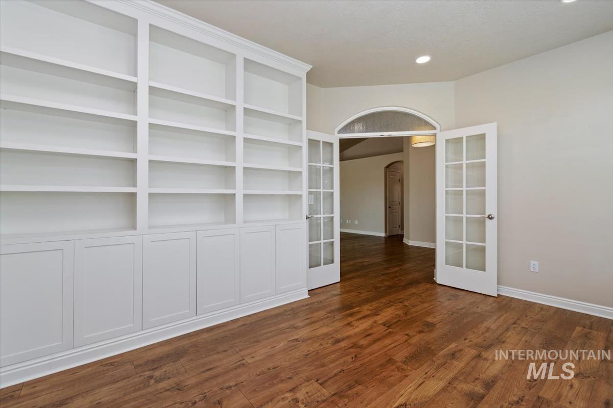 property viewer photo 6