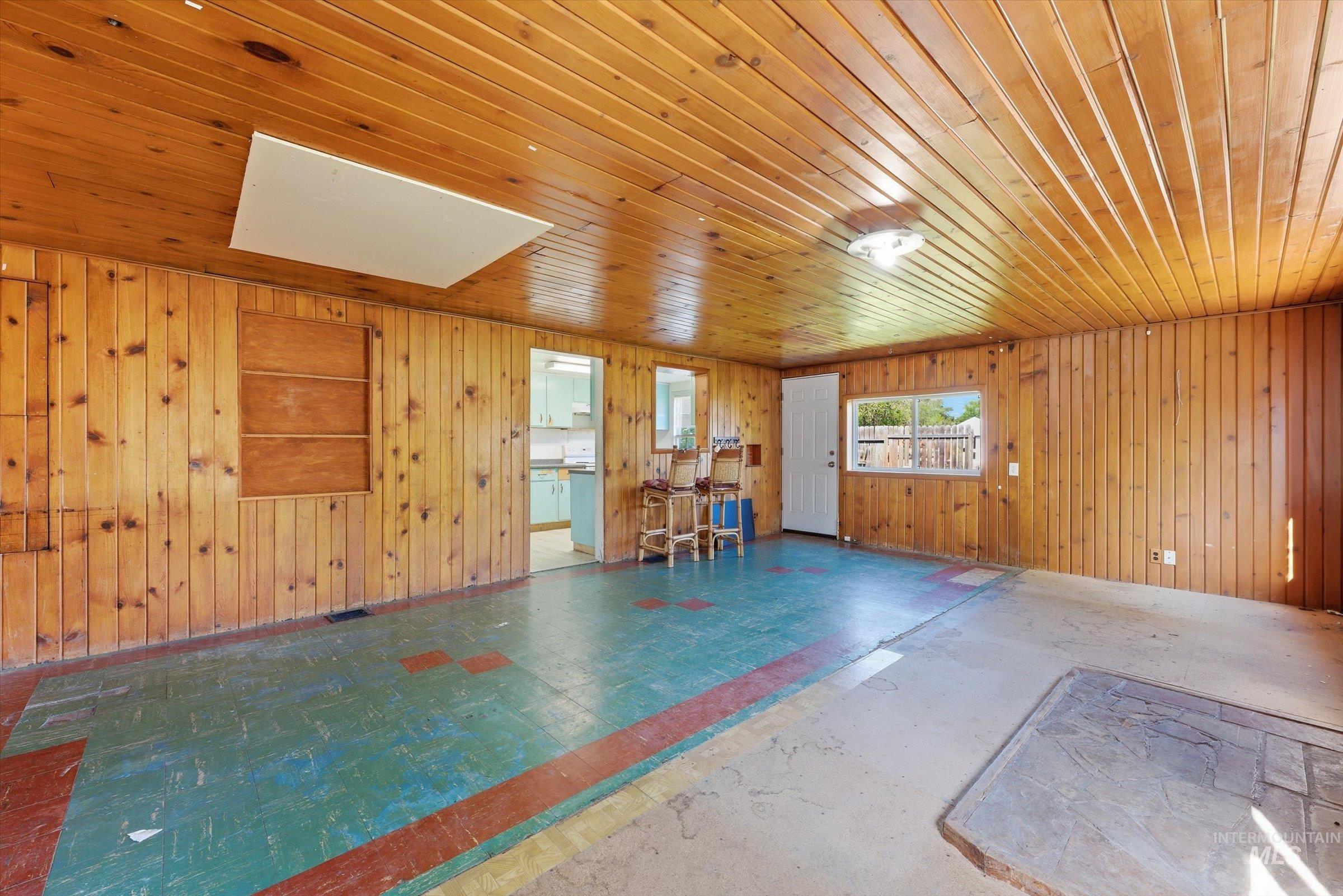 property viewer photo 12