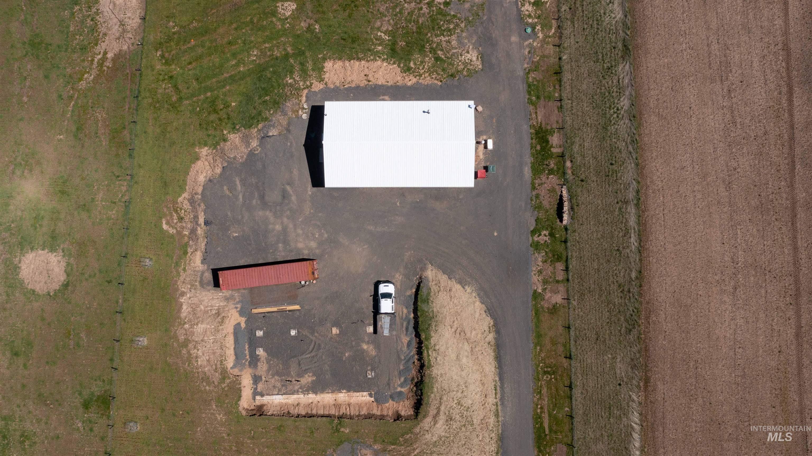 main property photo 43
