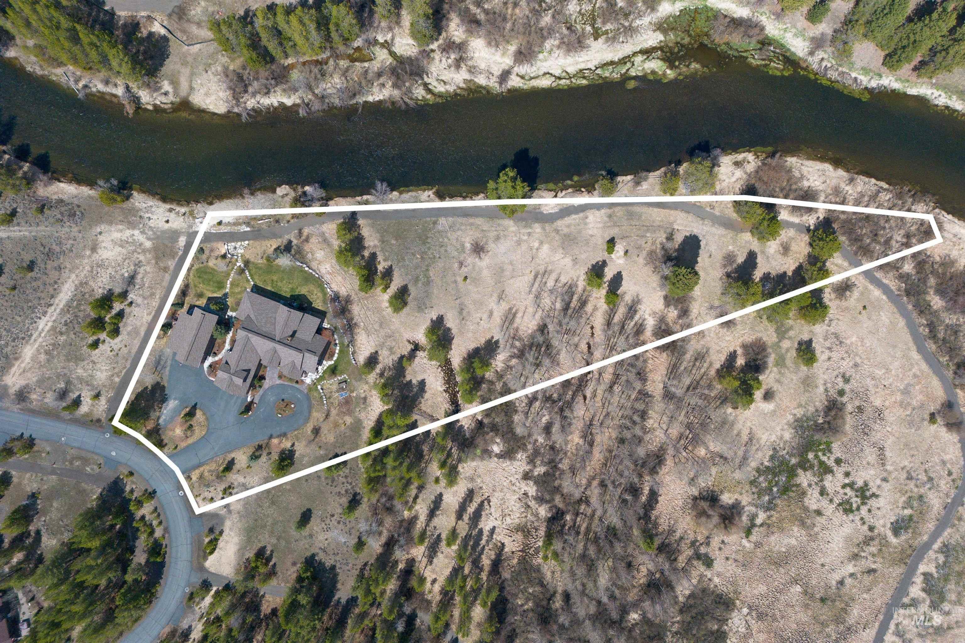 main property photo 45