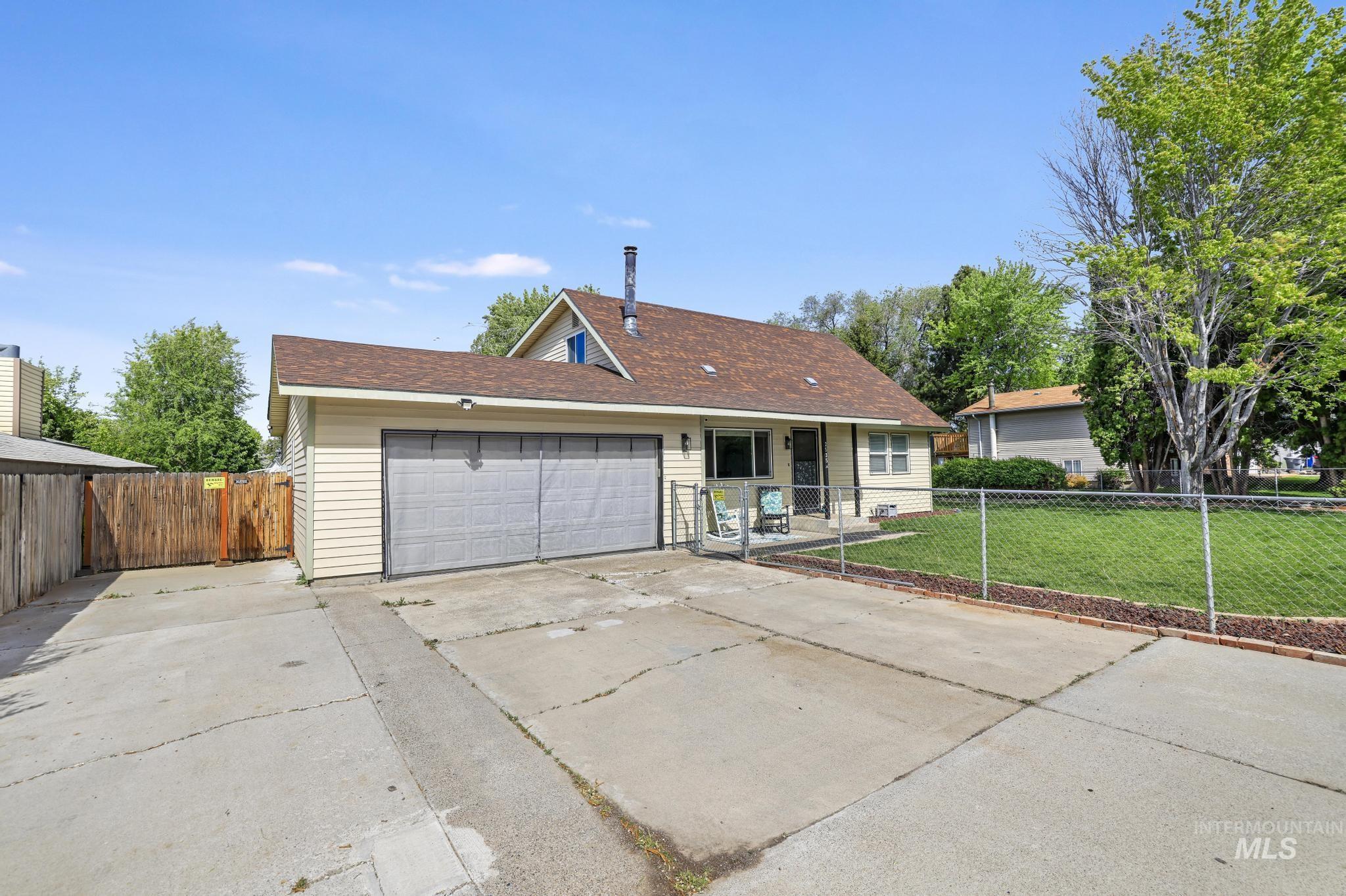 main property photo 2