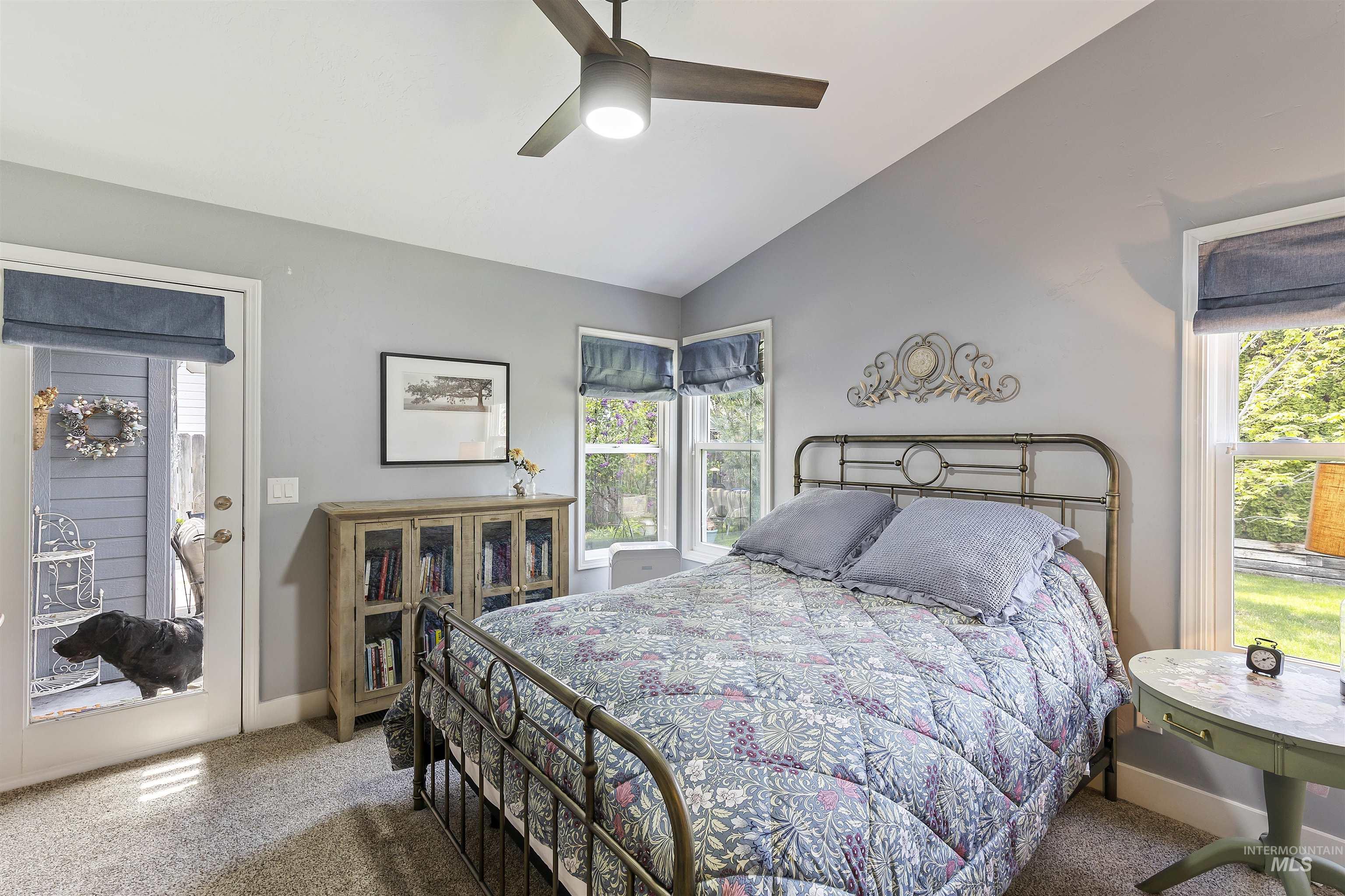 property viewer photo 10