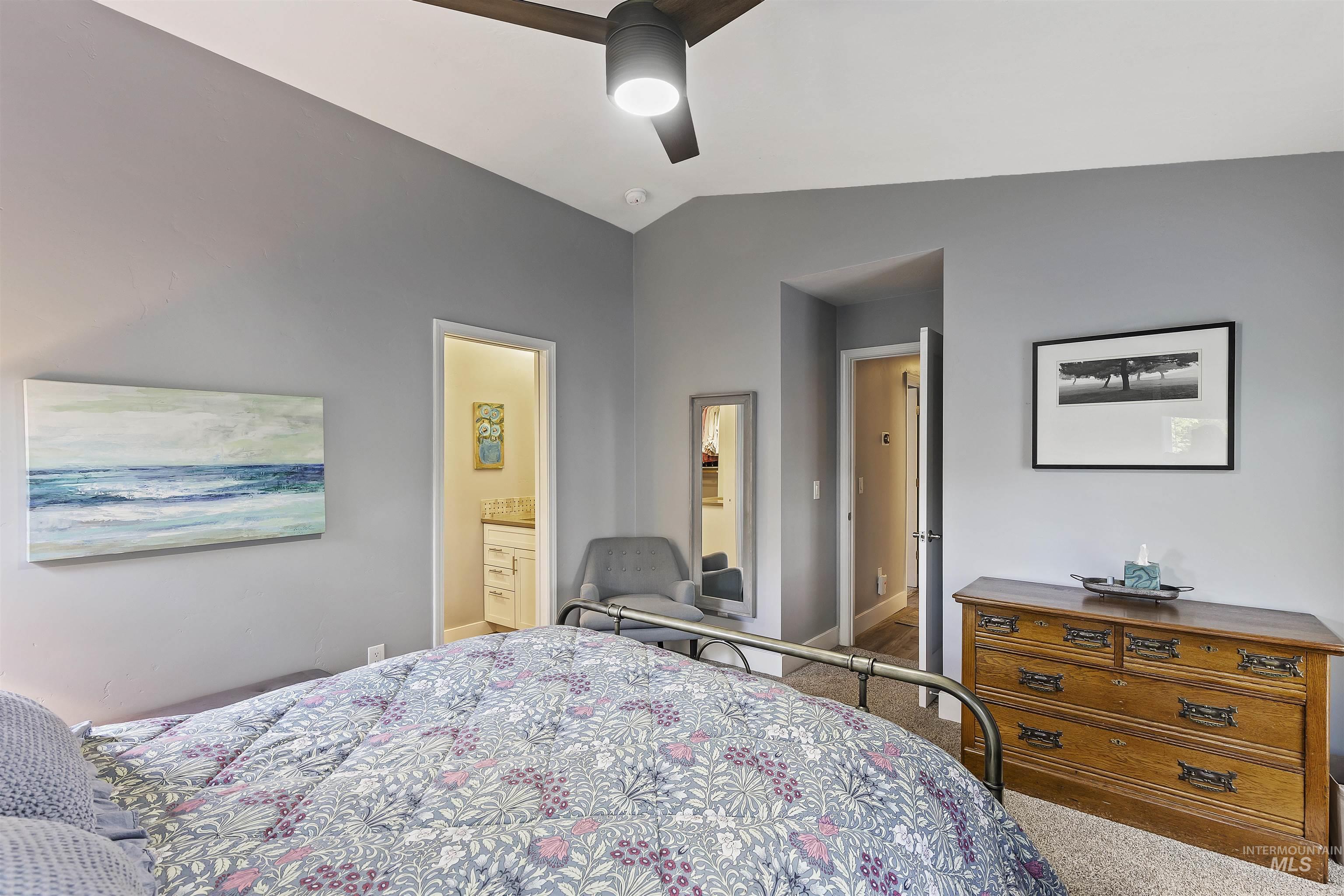 property viewer photo 11