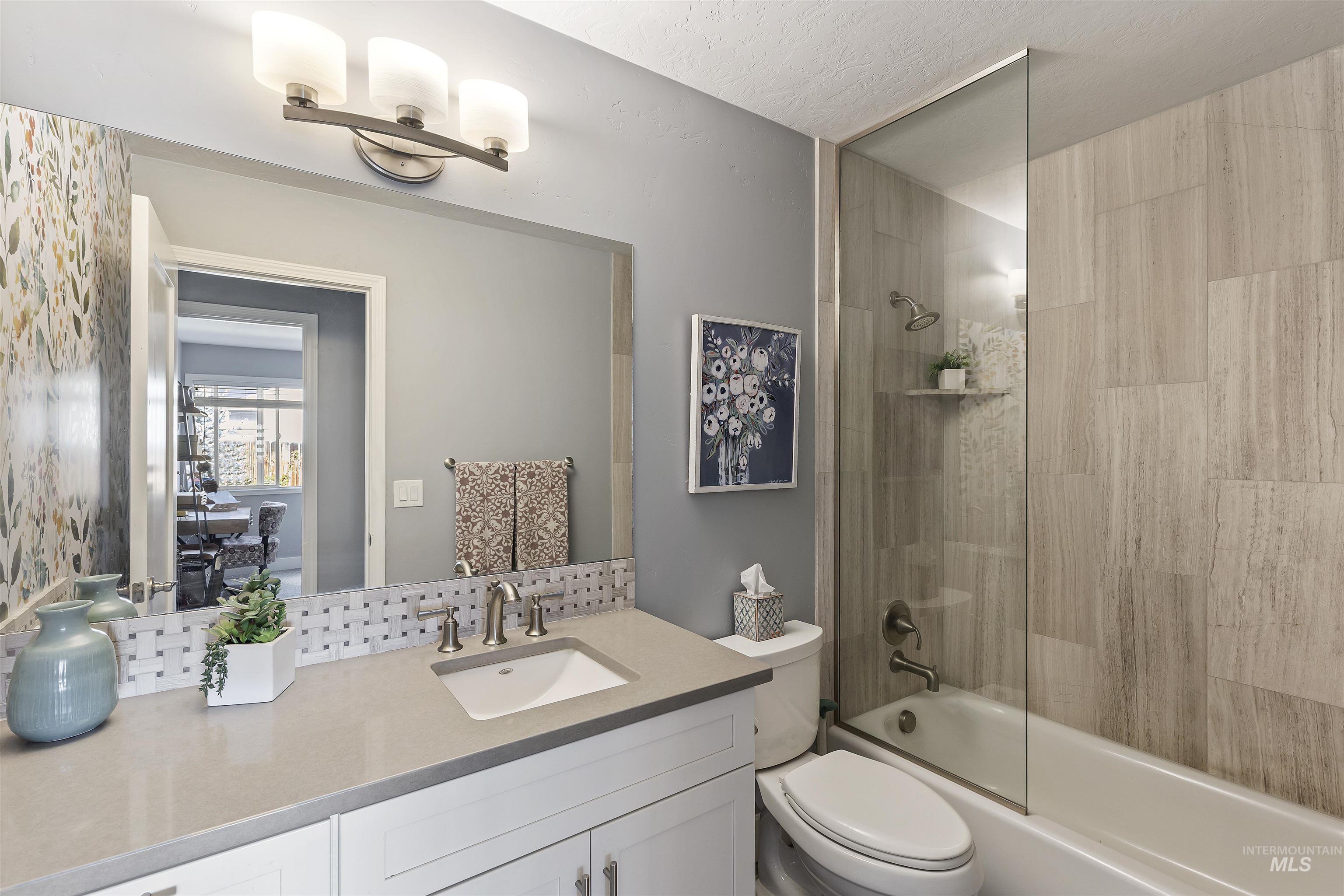 property viewer photo 16