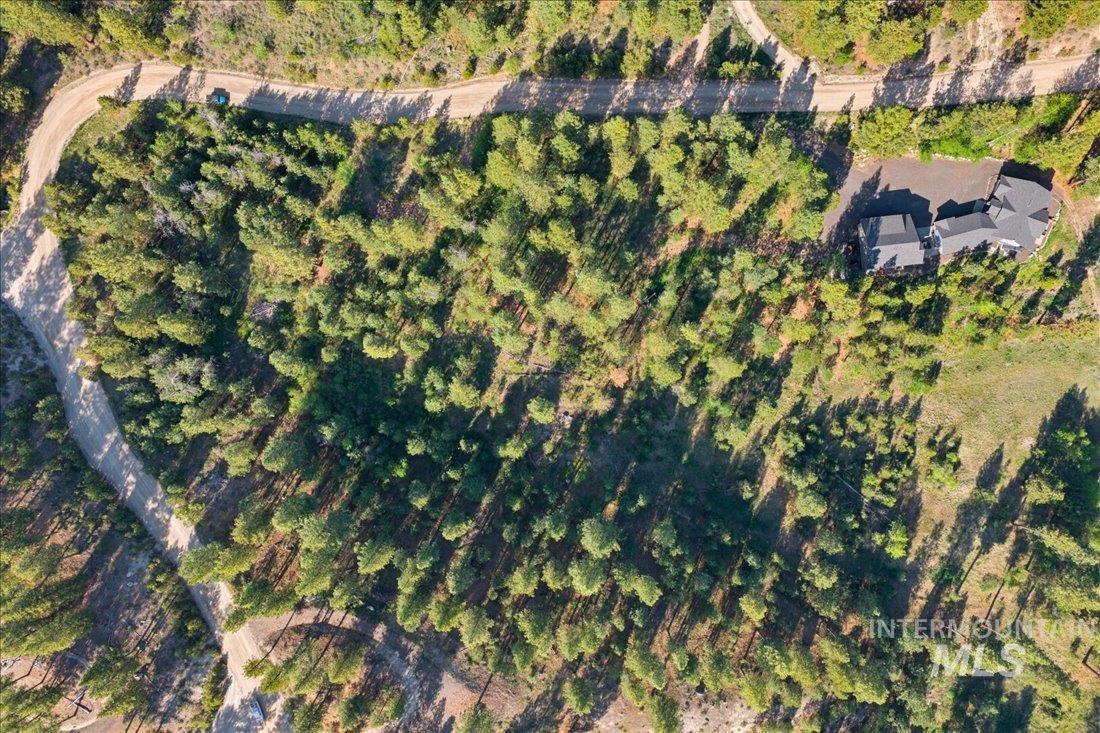 main property photo 9