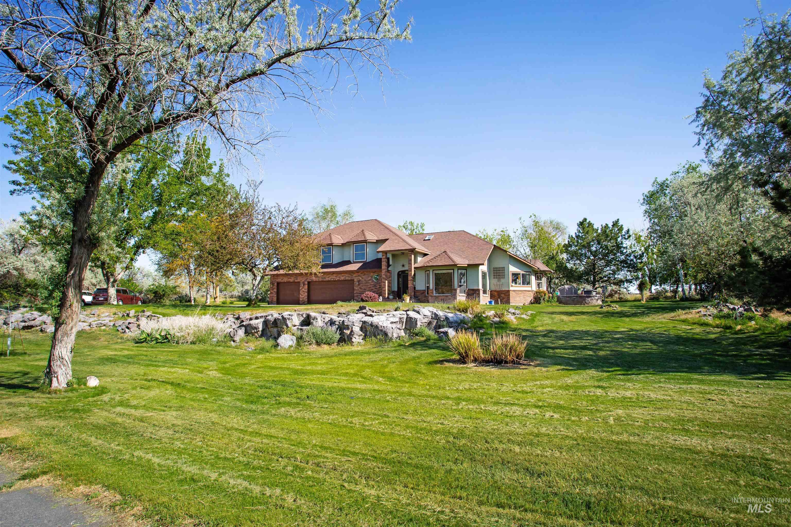 main property photo 2