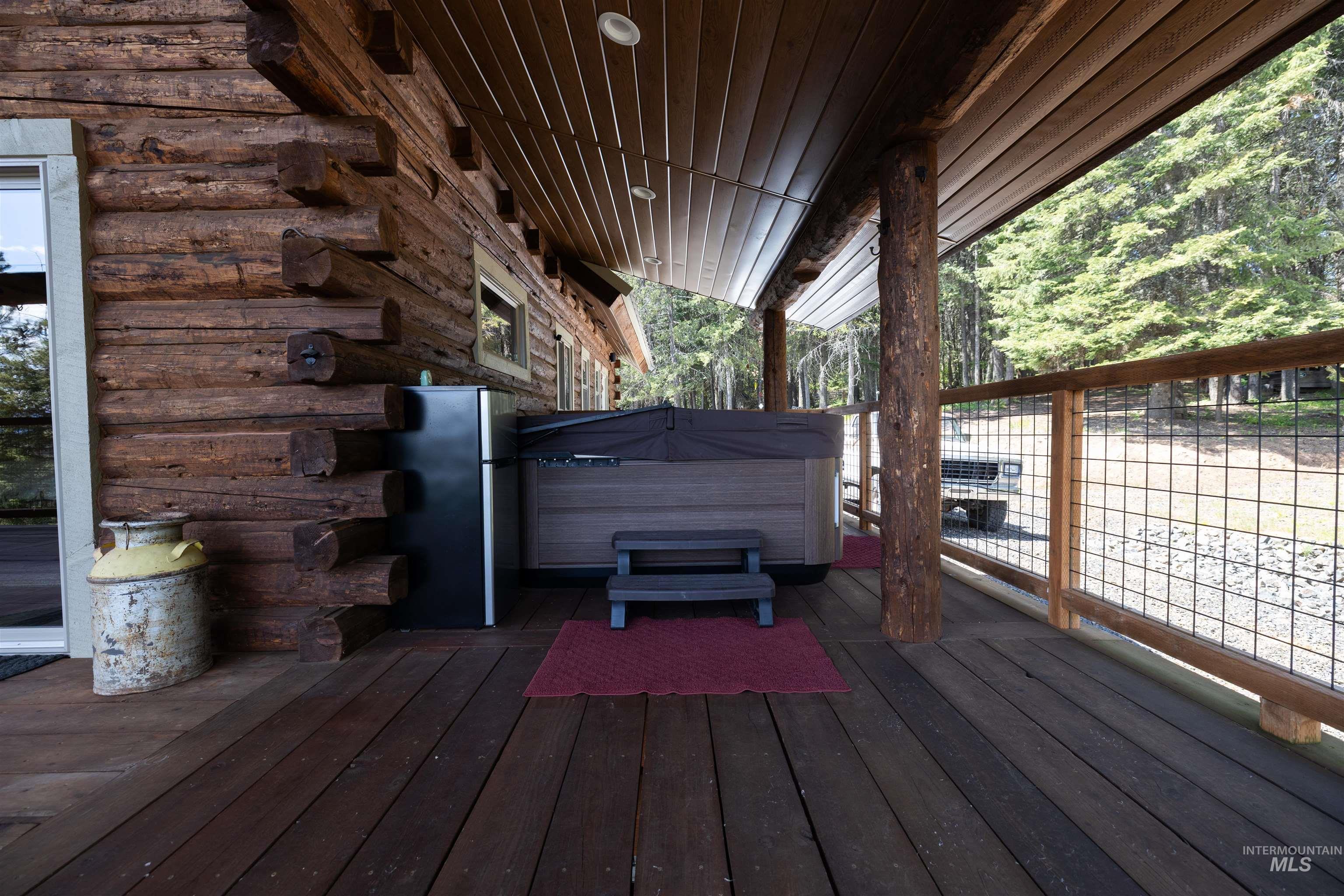 main property photo 20