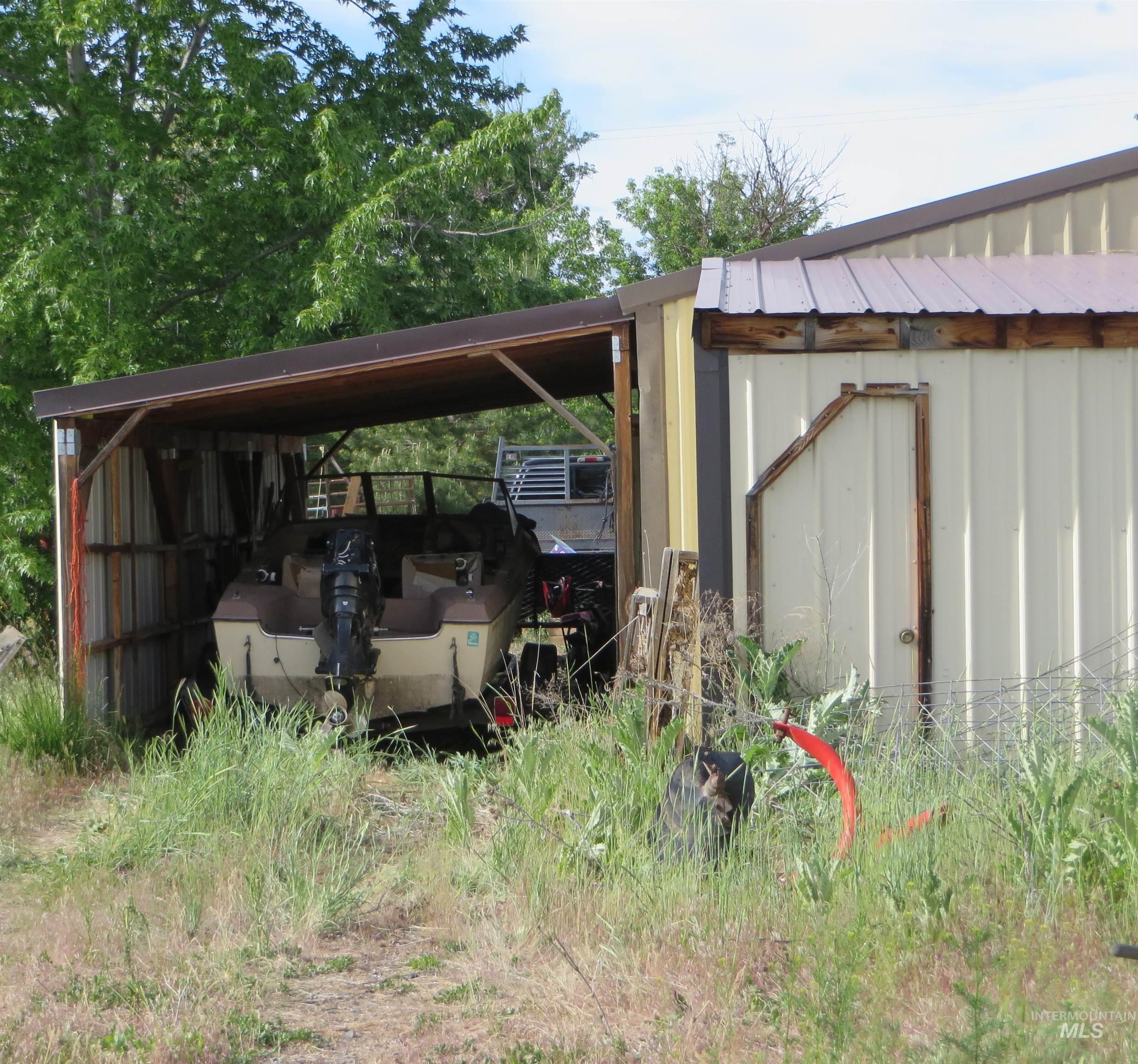 main property photo 33