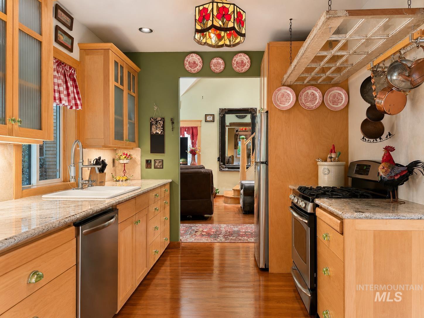 main property photo 1