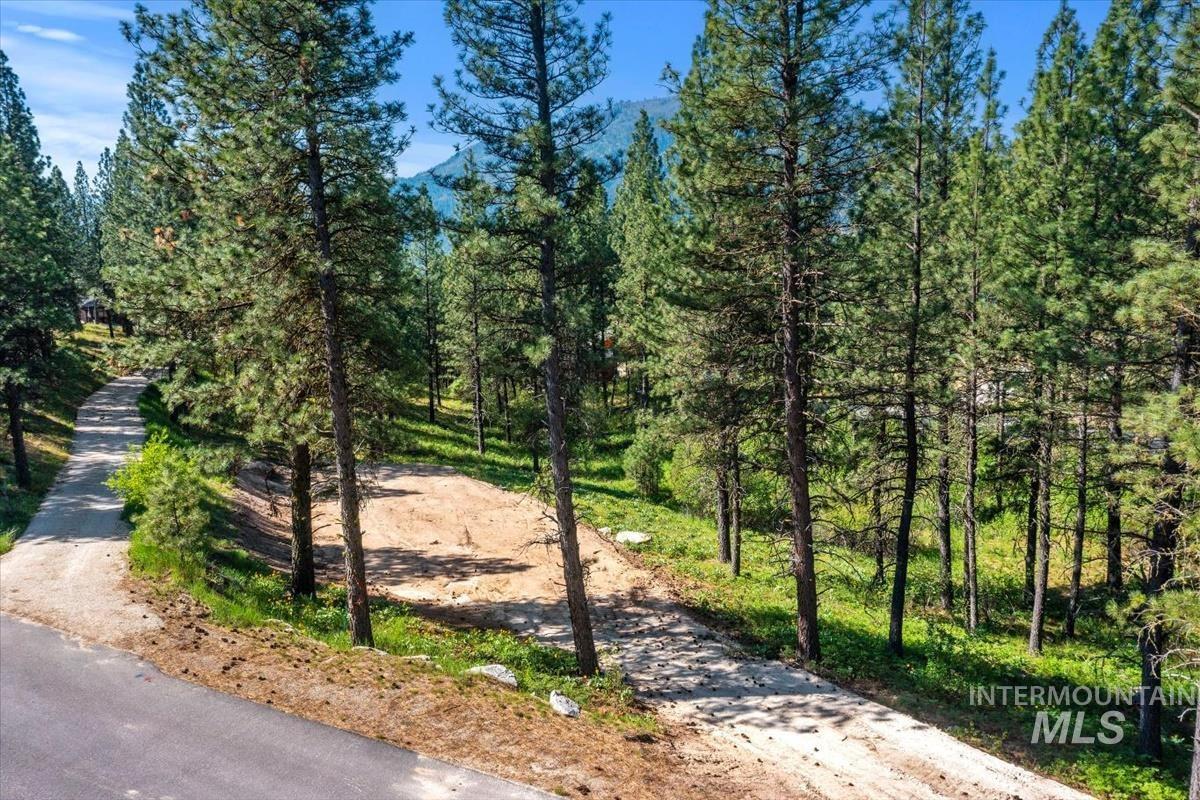 main property photo 11