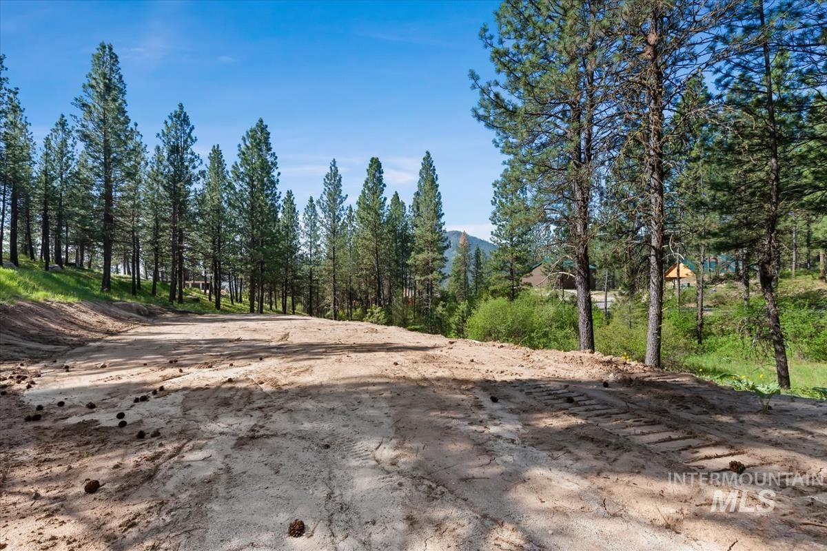 main property photo 12