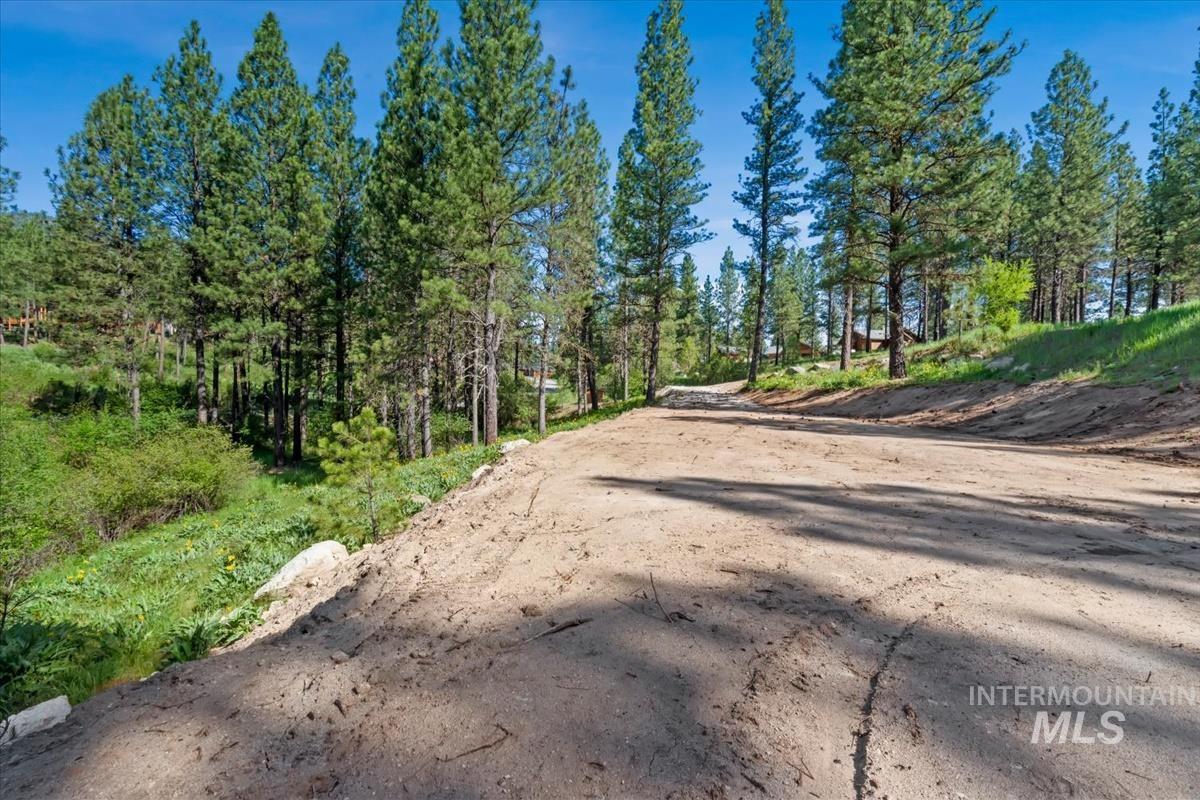 main property photo 14