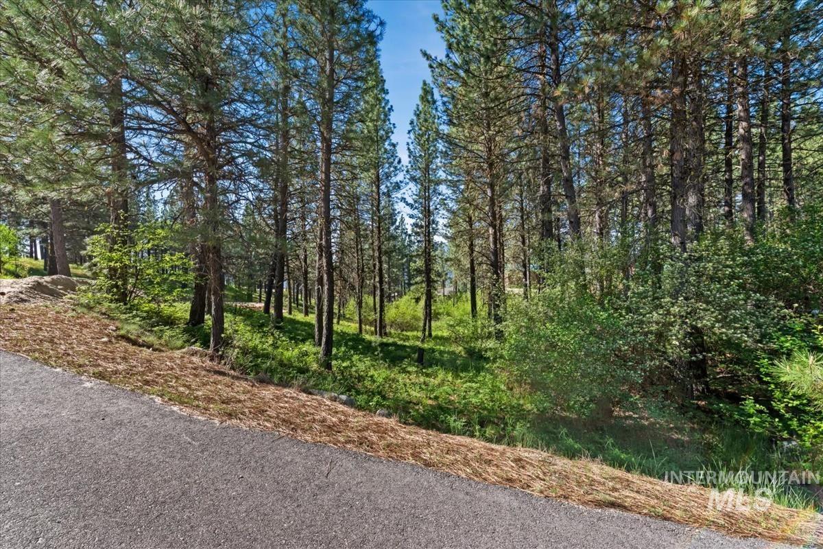 main property photo 19