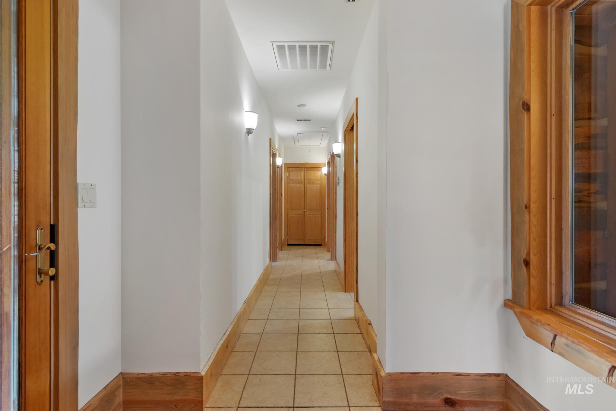 property viewer photo 19