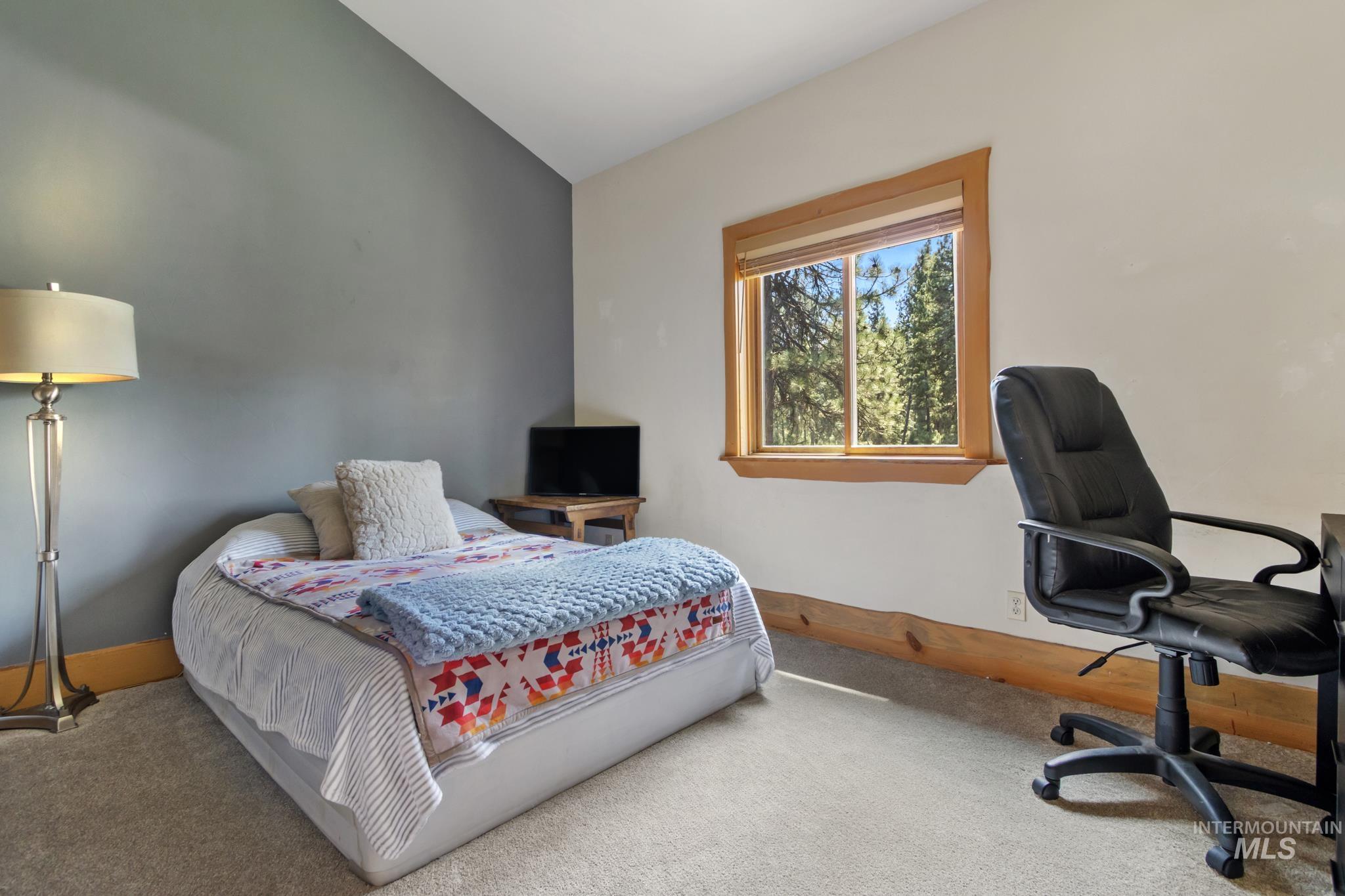 property viewer photo 20