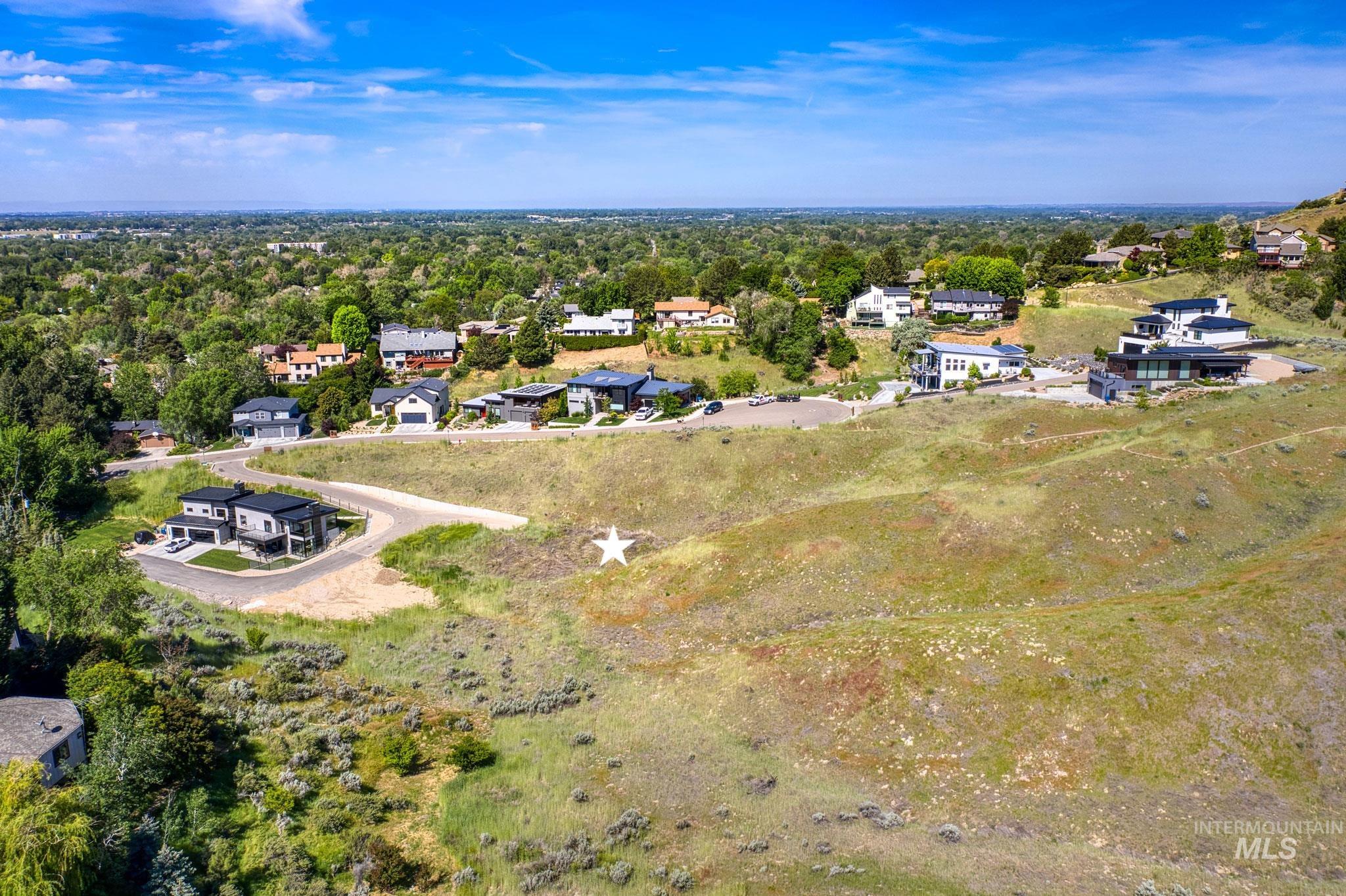 main property photo 10