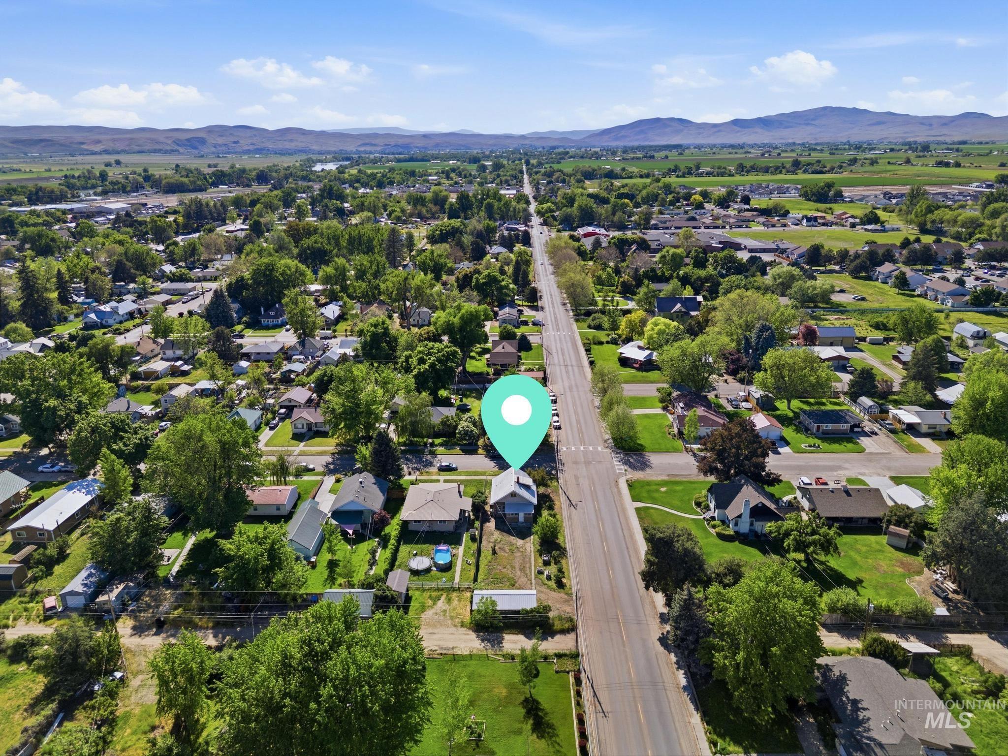main property photo 32