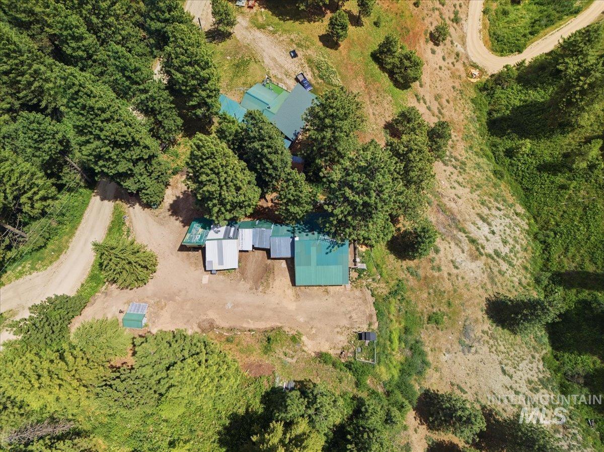 main property photo 36