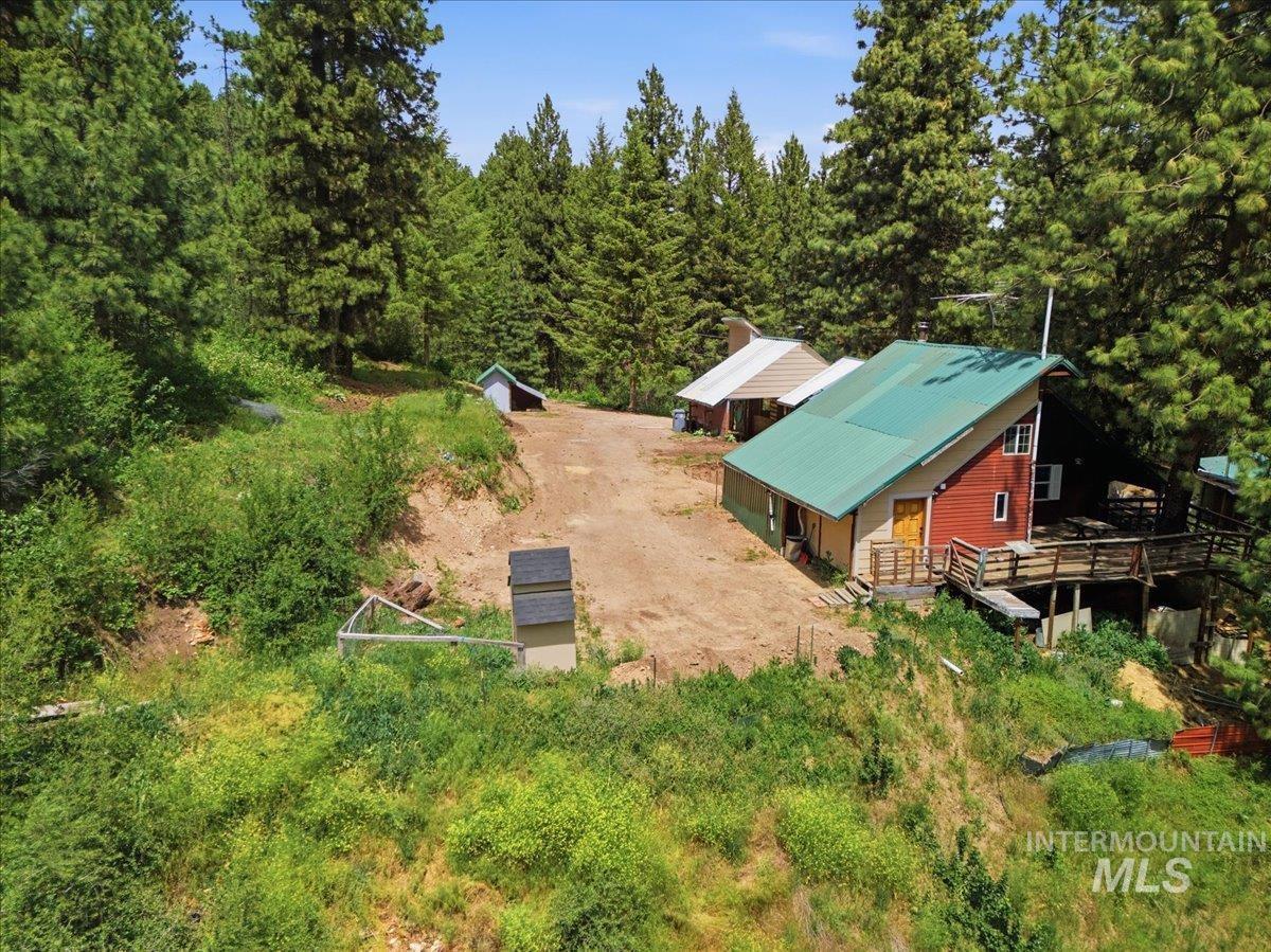main property photo 41